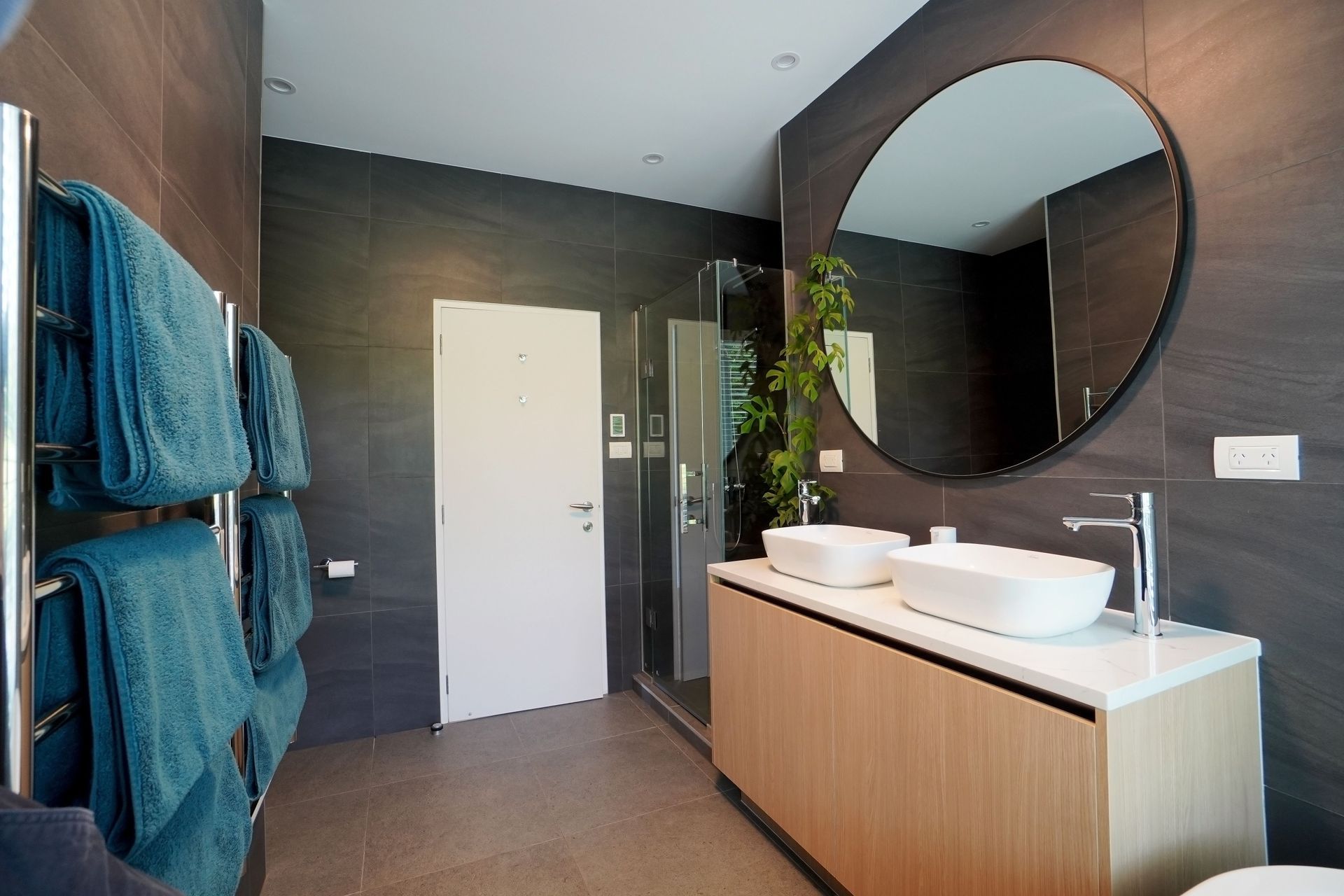 Sarah’s Bathroom Renovation – Adding Luxury &amp; Value to Their Home