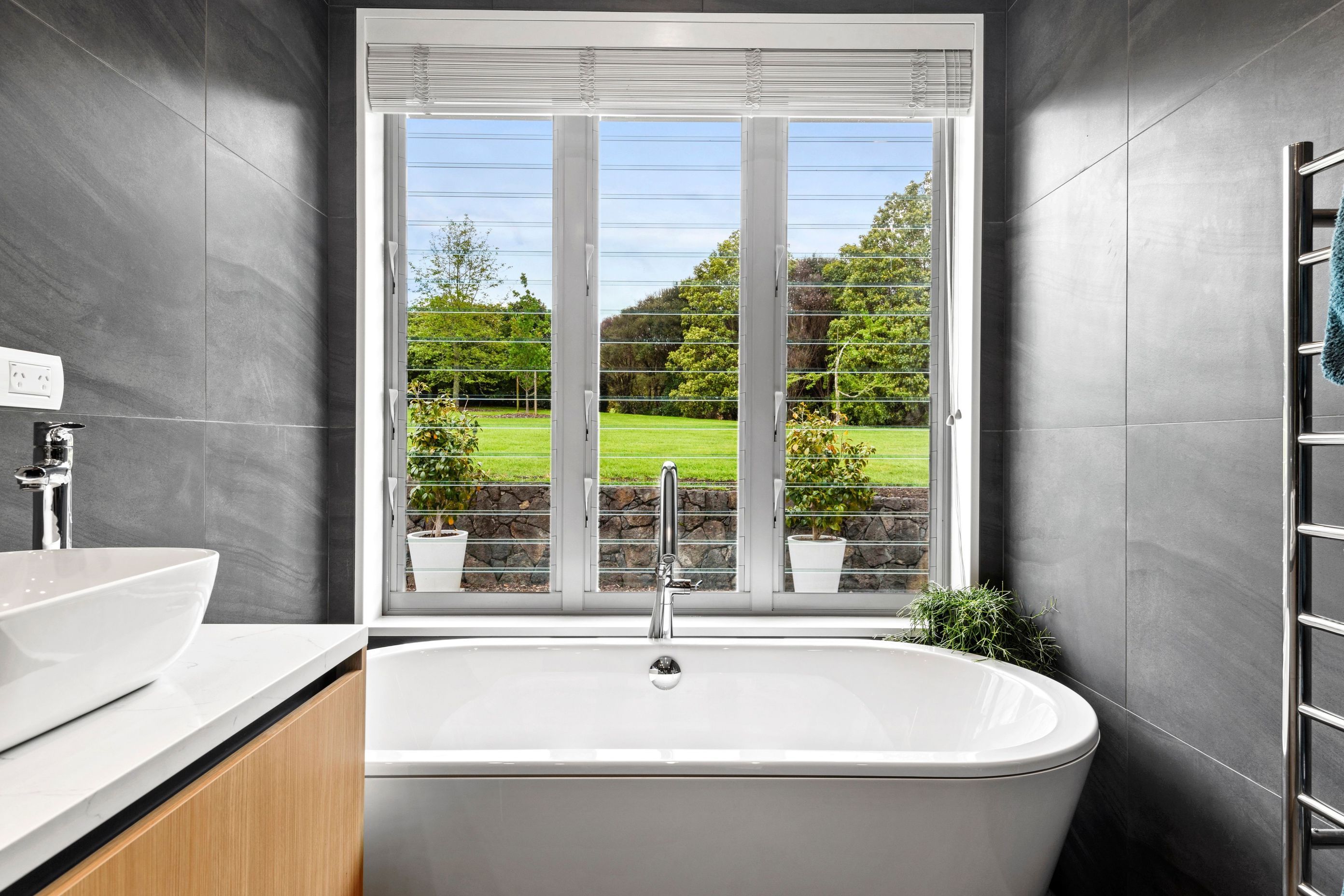 Sarah’s Bathroom Renovation – Adding Luxury &amp; Value to Their Home