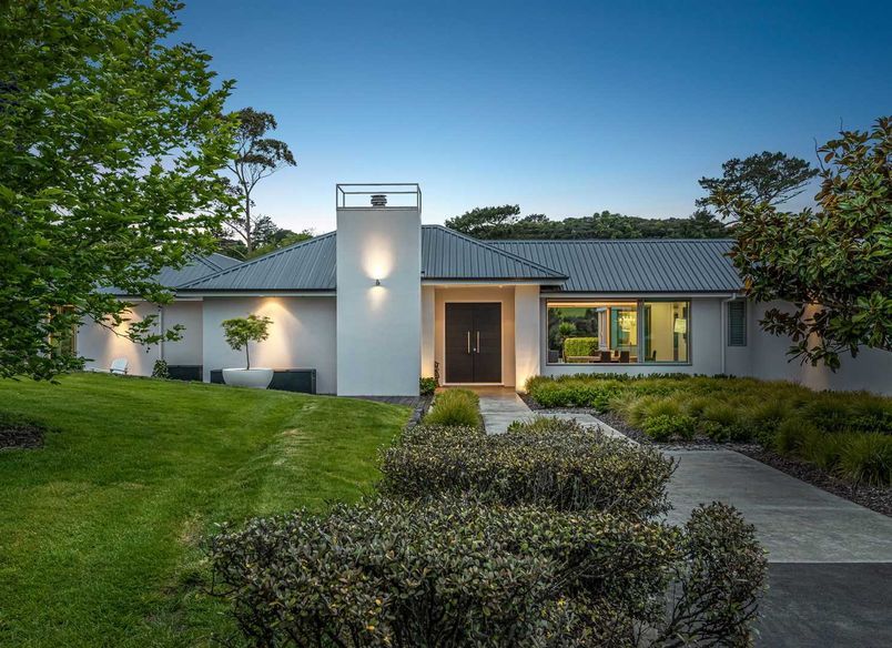 Sarah’s Bathroom Renovation – Adding Luxury & Value to Their Home