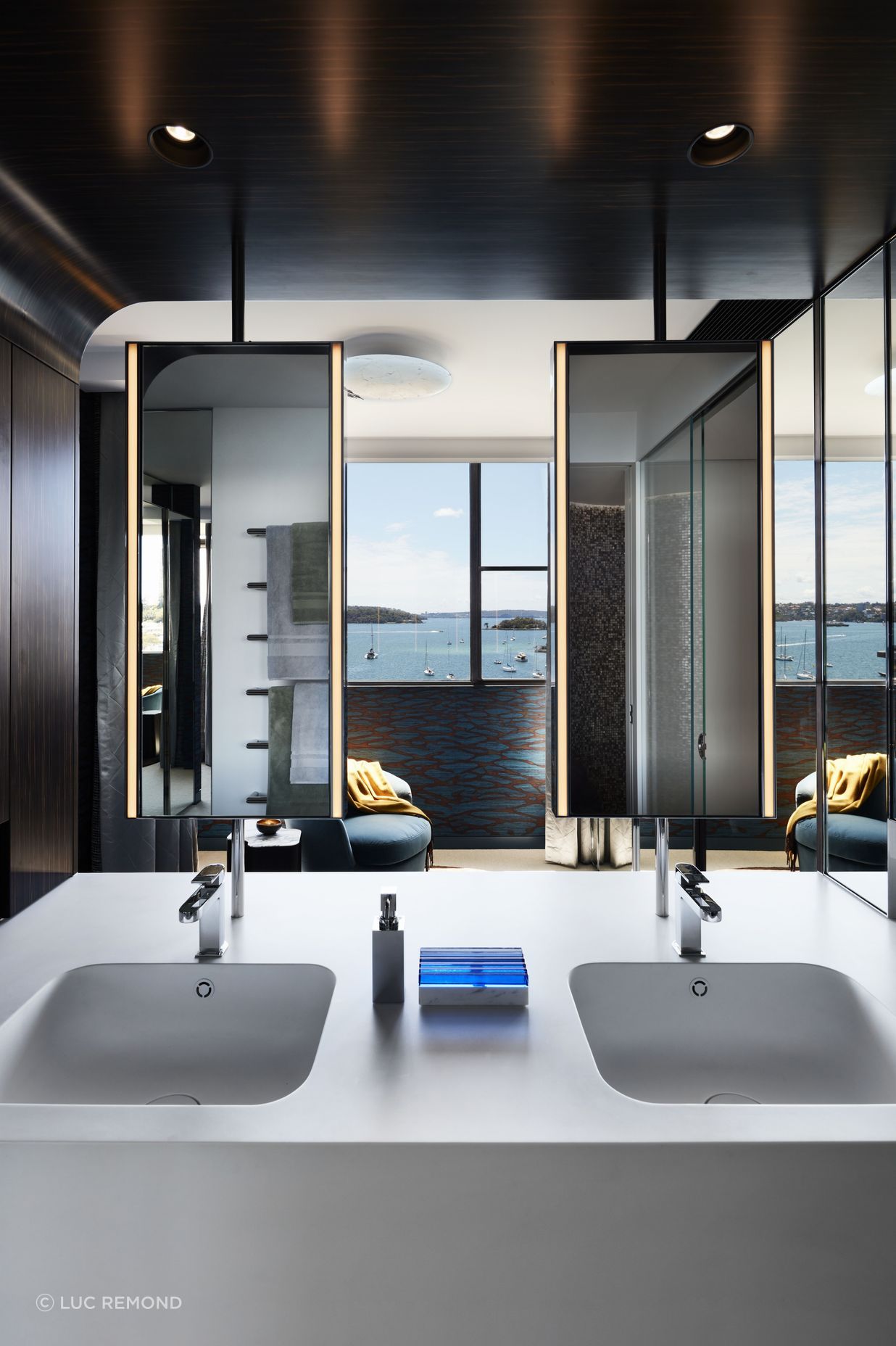 Elizabeth Bay 1