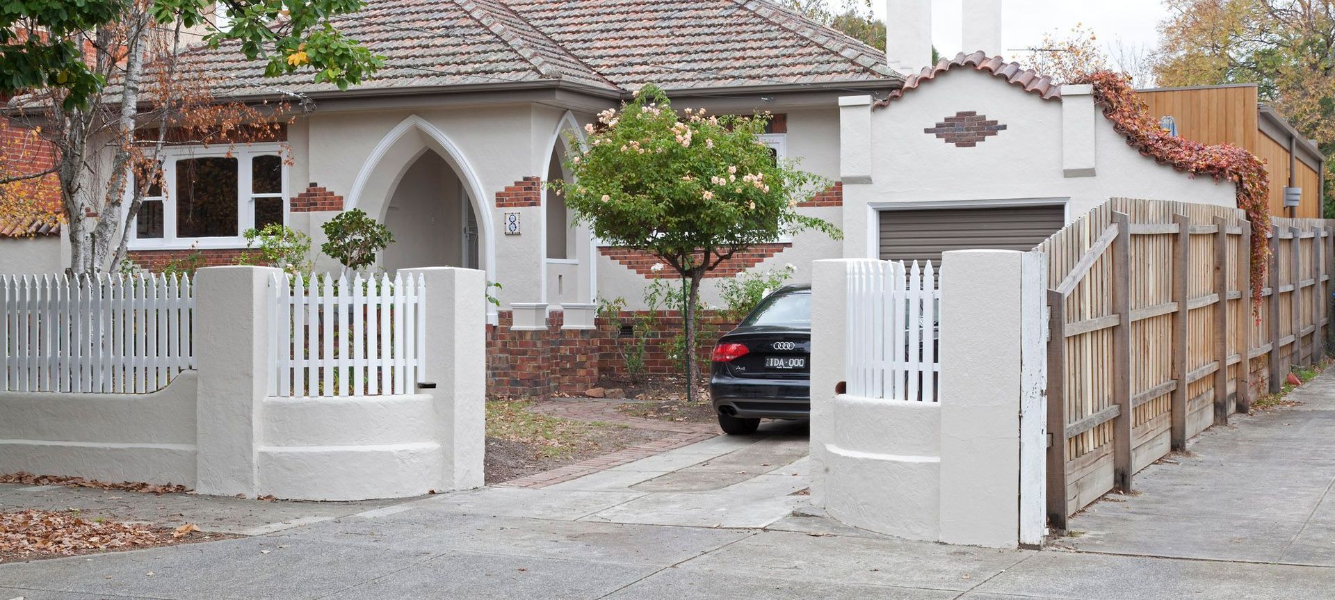 Malvern East House banner