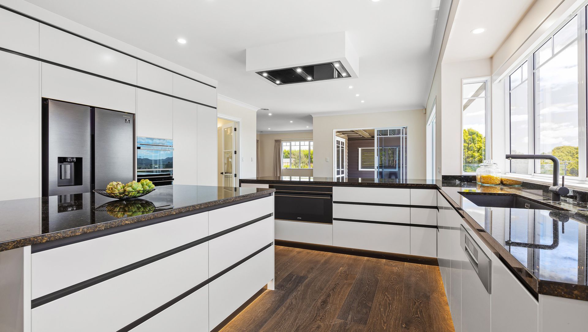 Contemporary Country banner