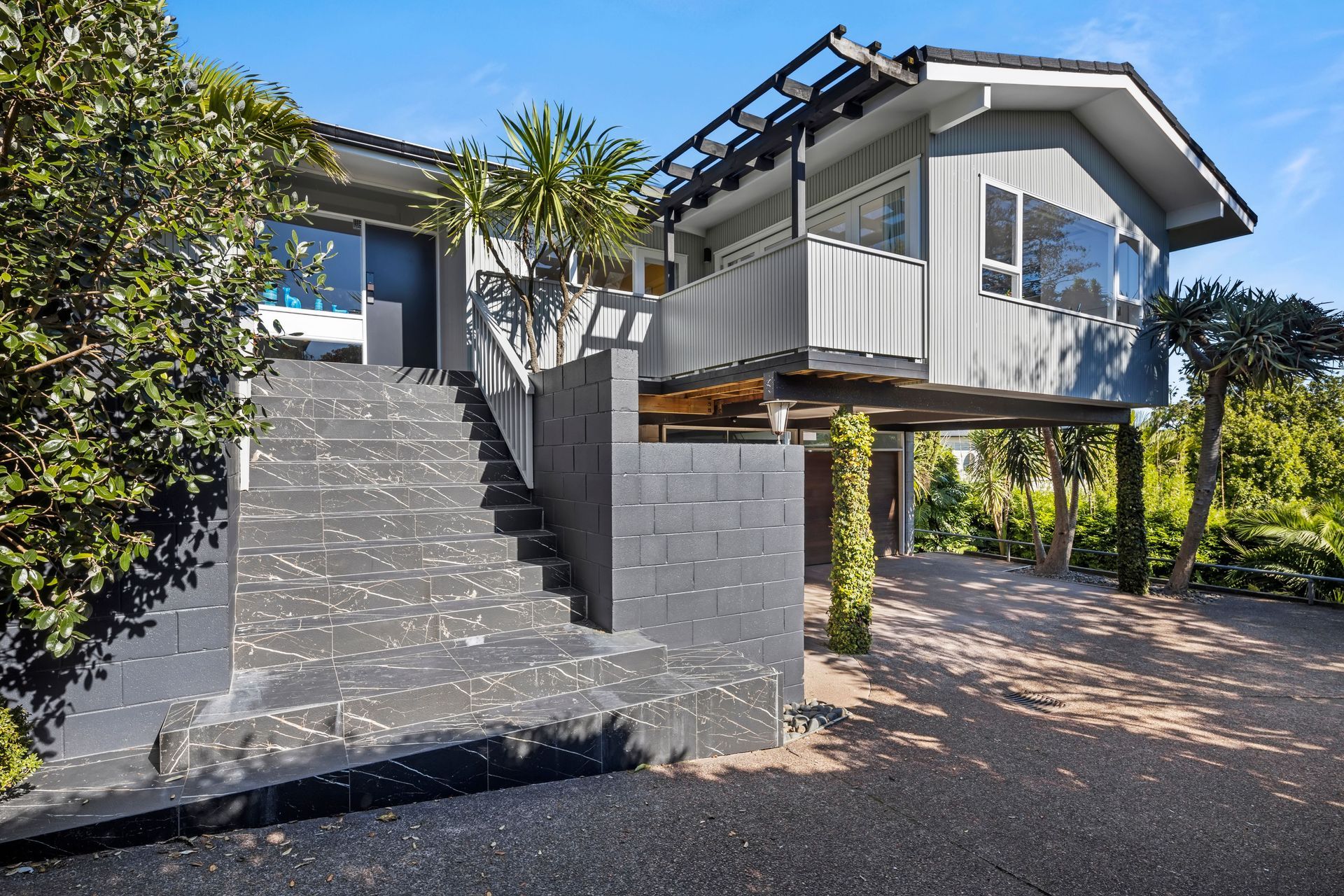 Stoneyroyd Gardens, Remuera