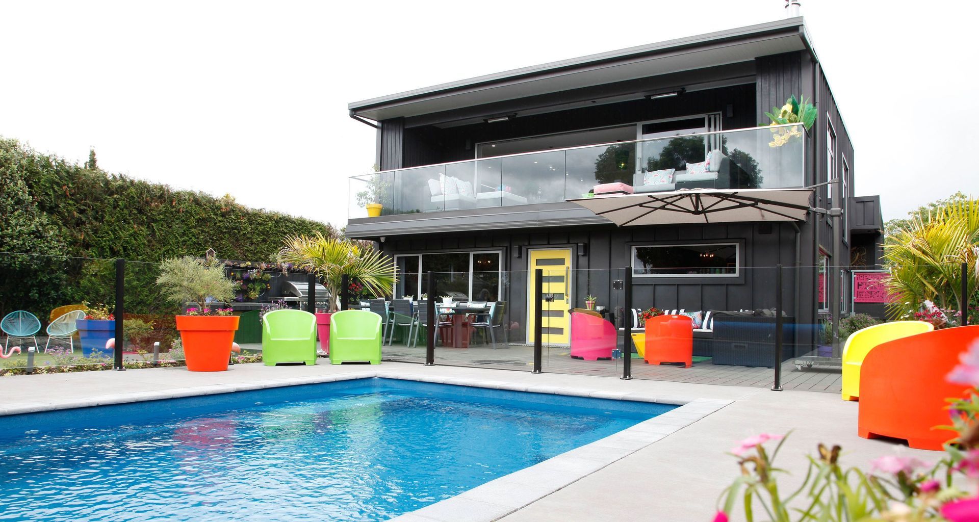 Vibrant Renovation banner