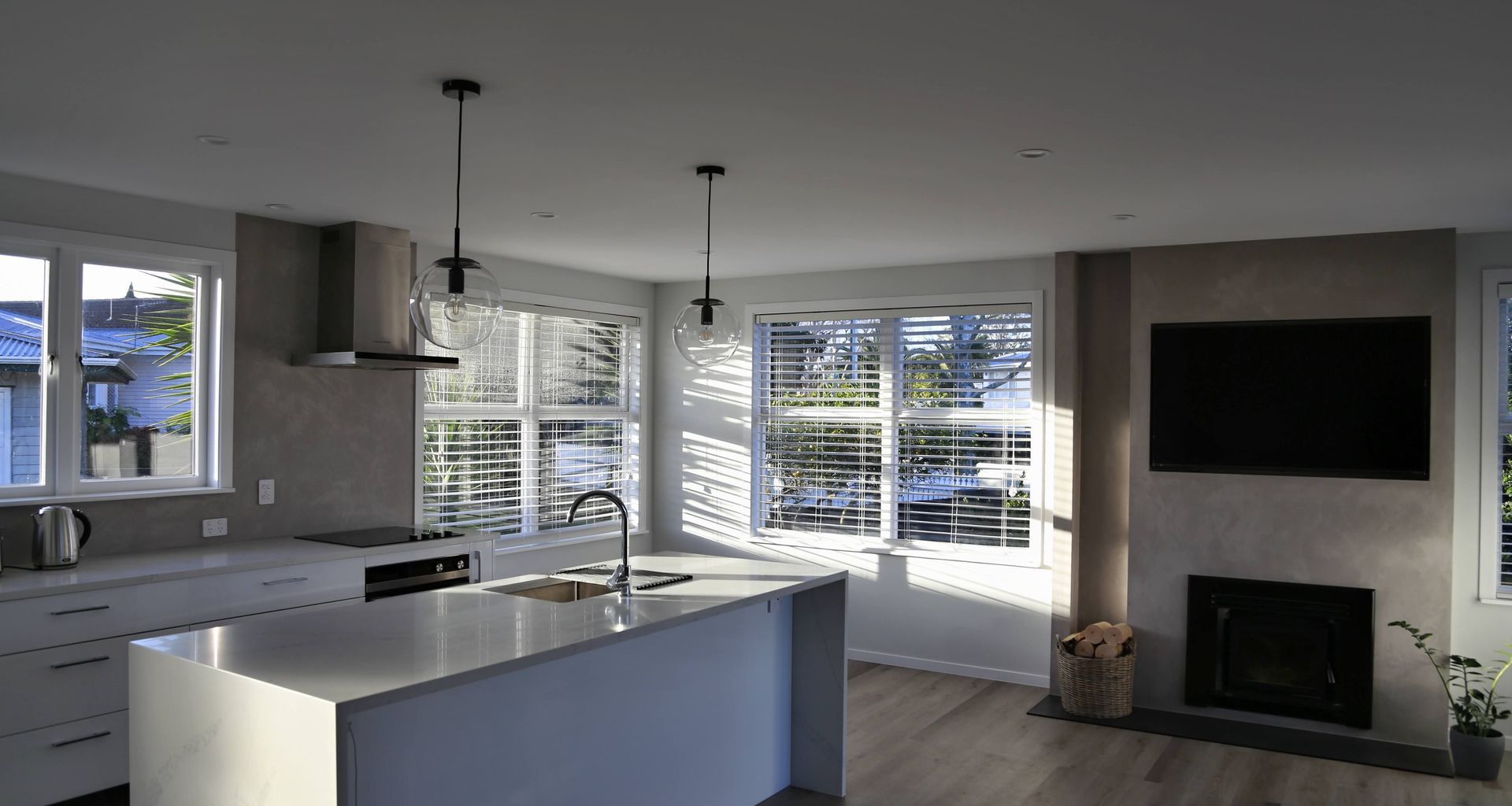 Venetian plaster Kitchen splashback banner