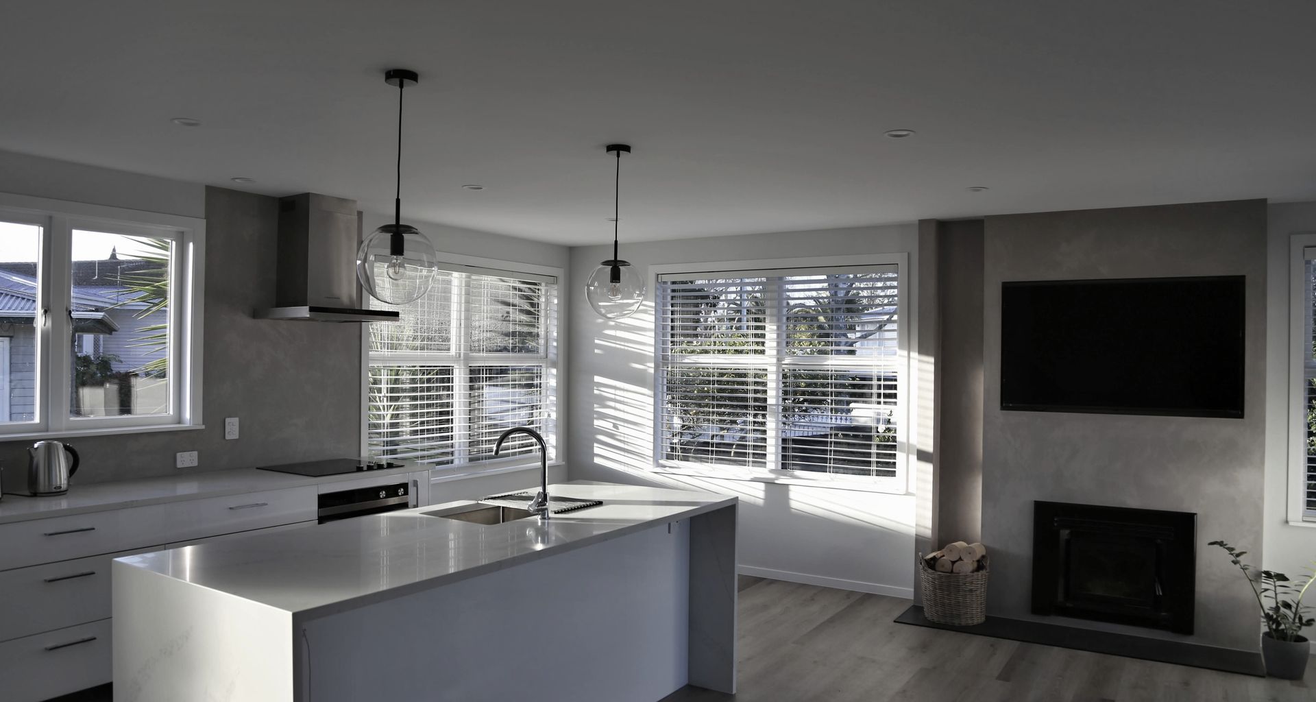 Venetian plaster Kitchen splashback banner