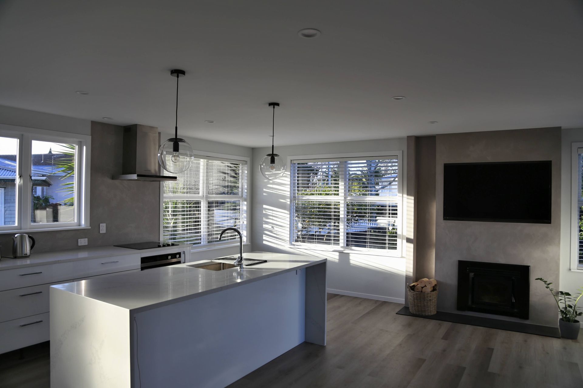 Venetian plaster Kitchen splashback