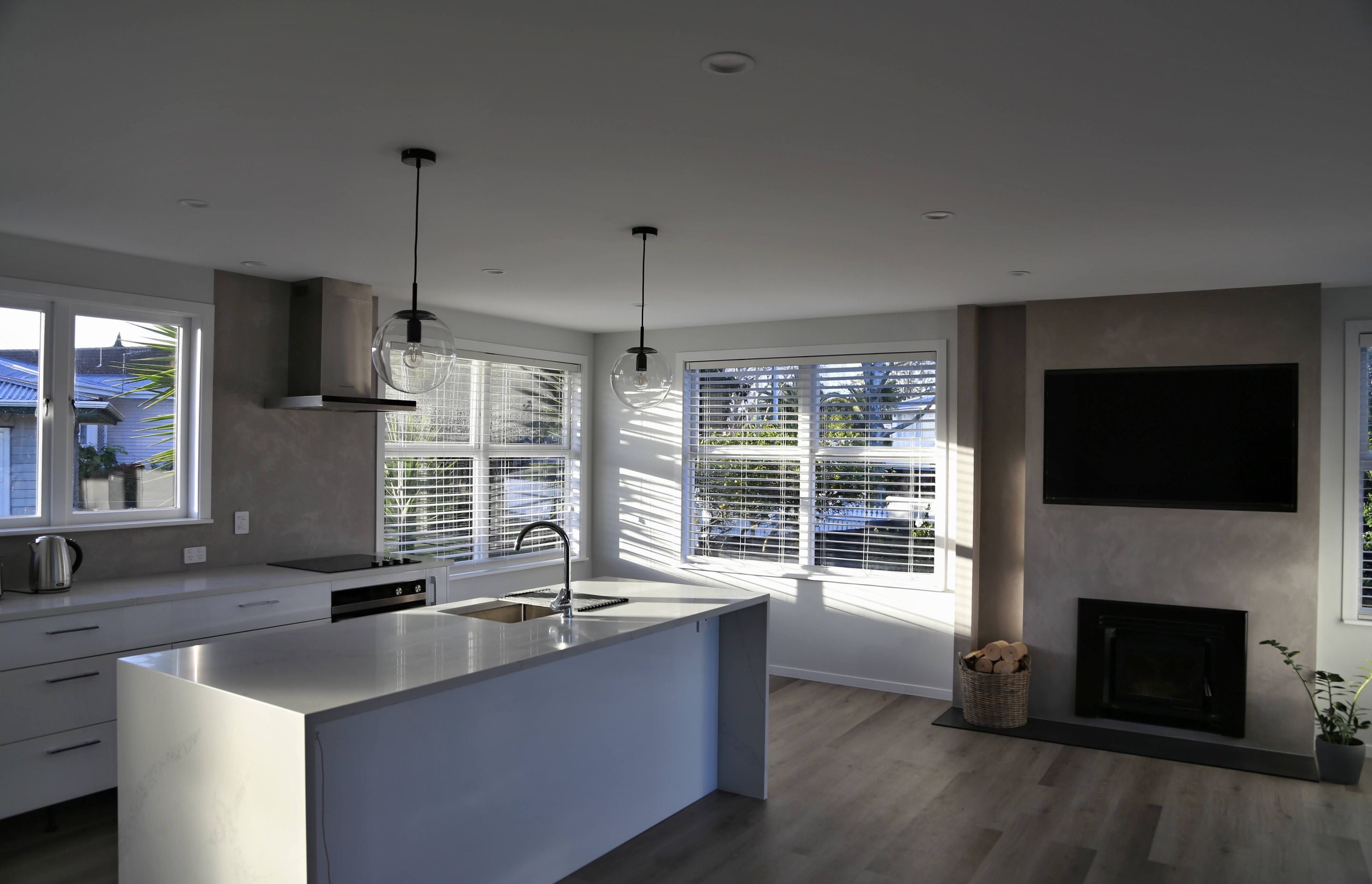 Venetian plaster Kitchen splashback