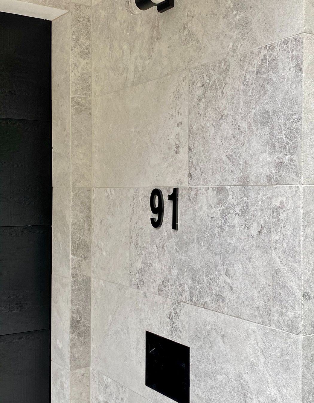 Manhattan Limestone | Landscape Calligraphy