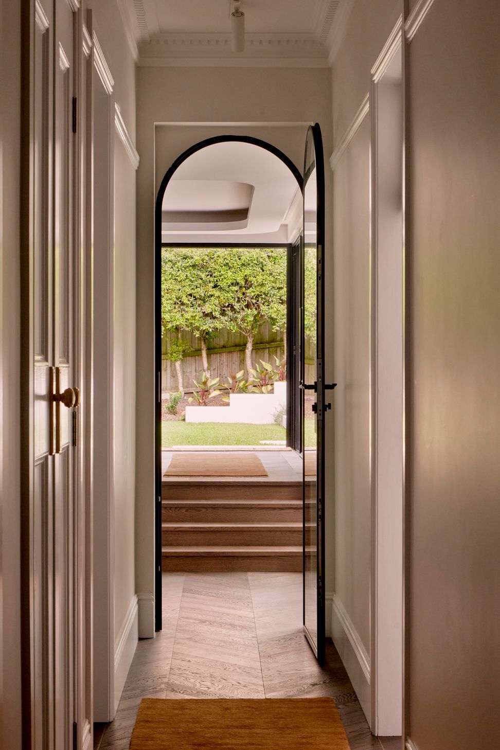 ManlyHouse-LarissaLeighwebJacquiTurk-39.jpg