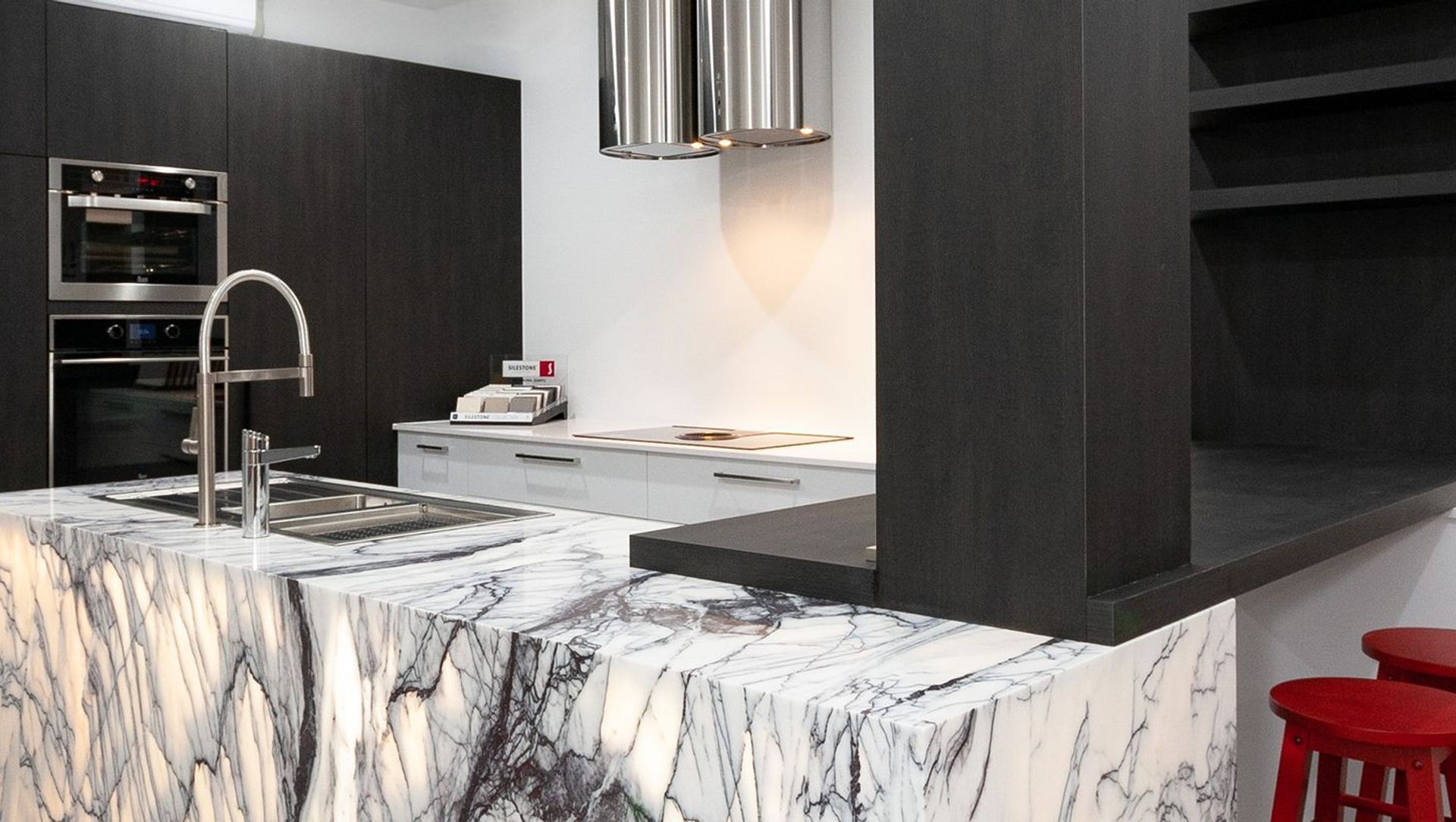 Black & White Quartzite Kitchen, Drummoyne banner