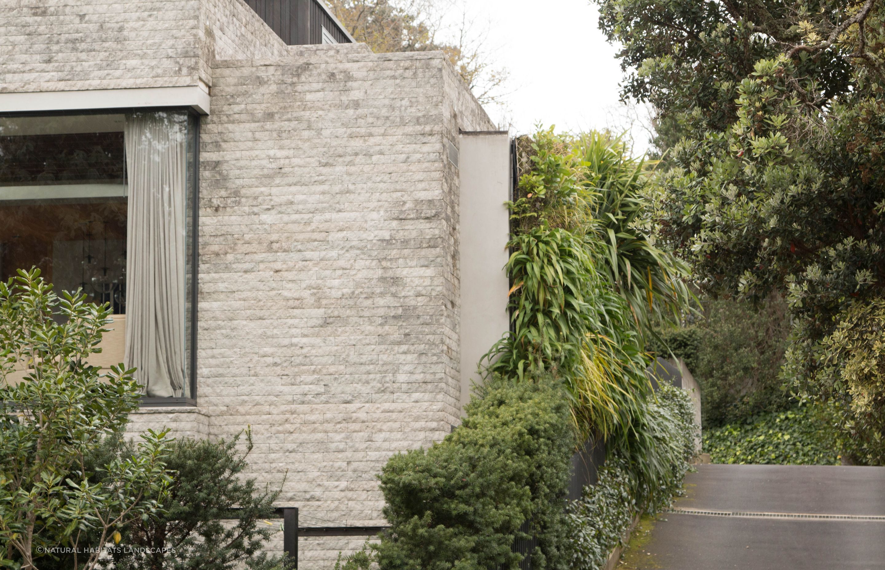 Parnell Green Wall