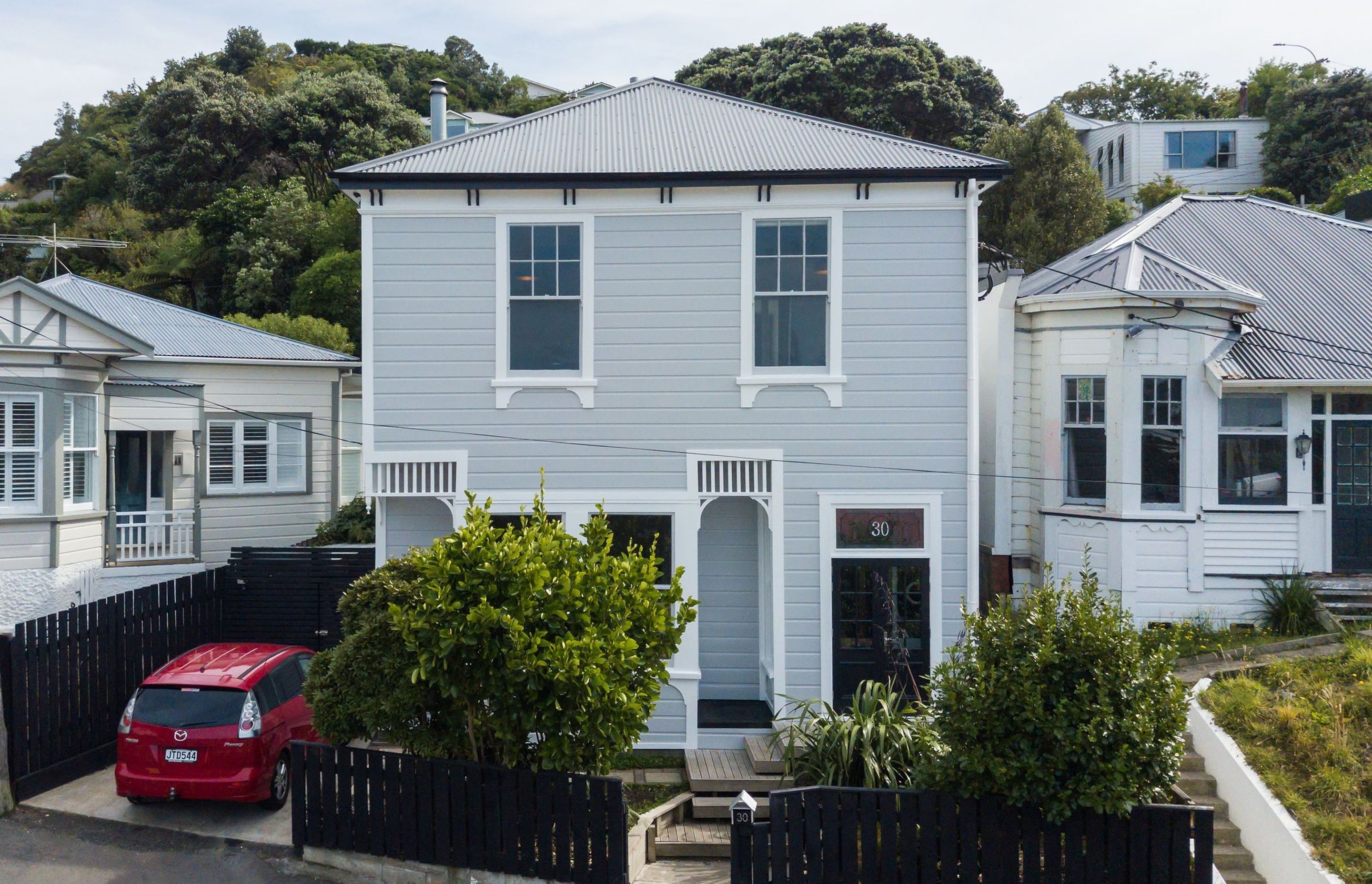 Harmonious Bathroom Design in Island Bay, Wellington
