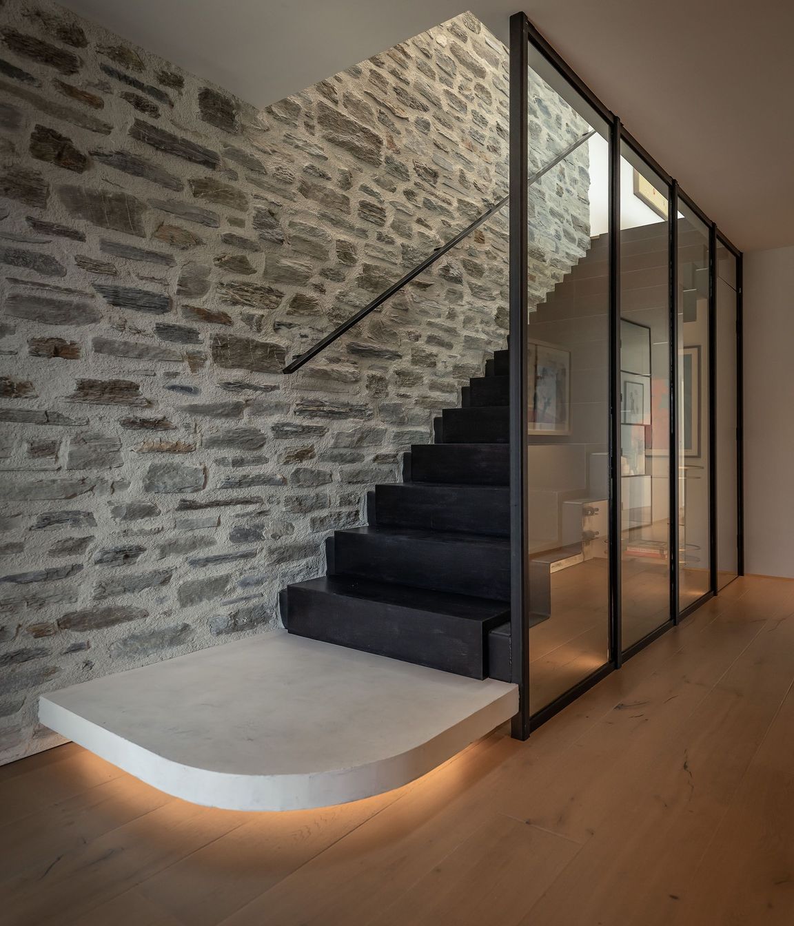 Minaret-RidgeStaircase-with-cellar-and-floating-step.jpg