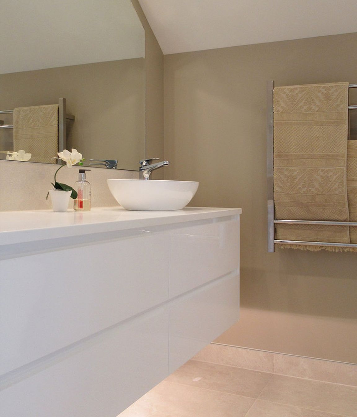 Morganbathroomrenovation3.jpg