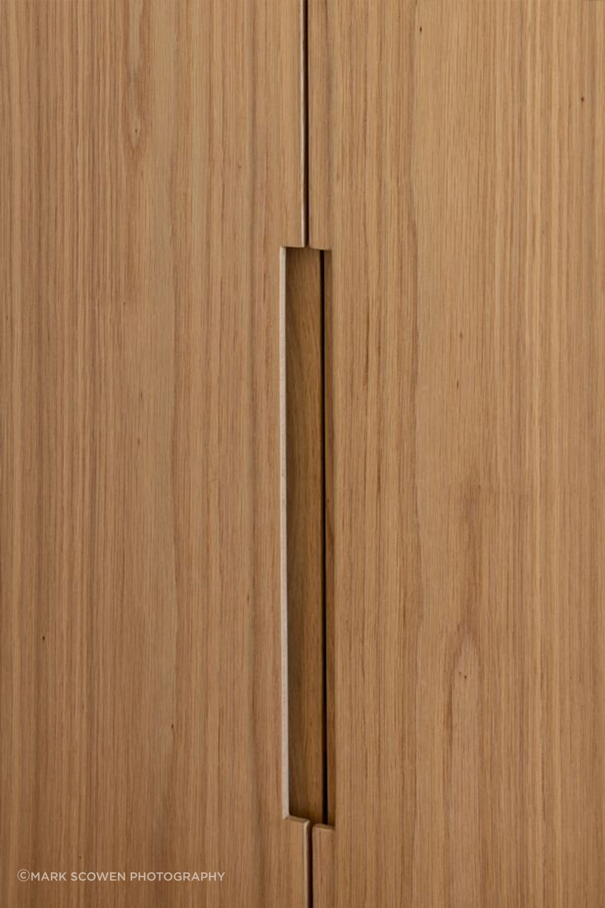 NeoDesigncustomkitchenrenovationdesignerAucklandcontemporayoakhandle-detail.jpg