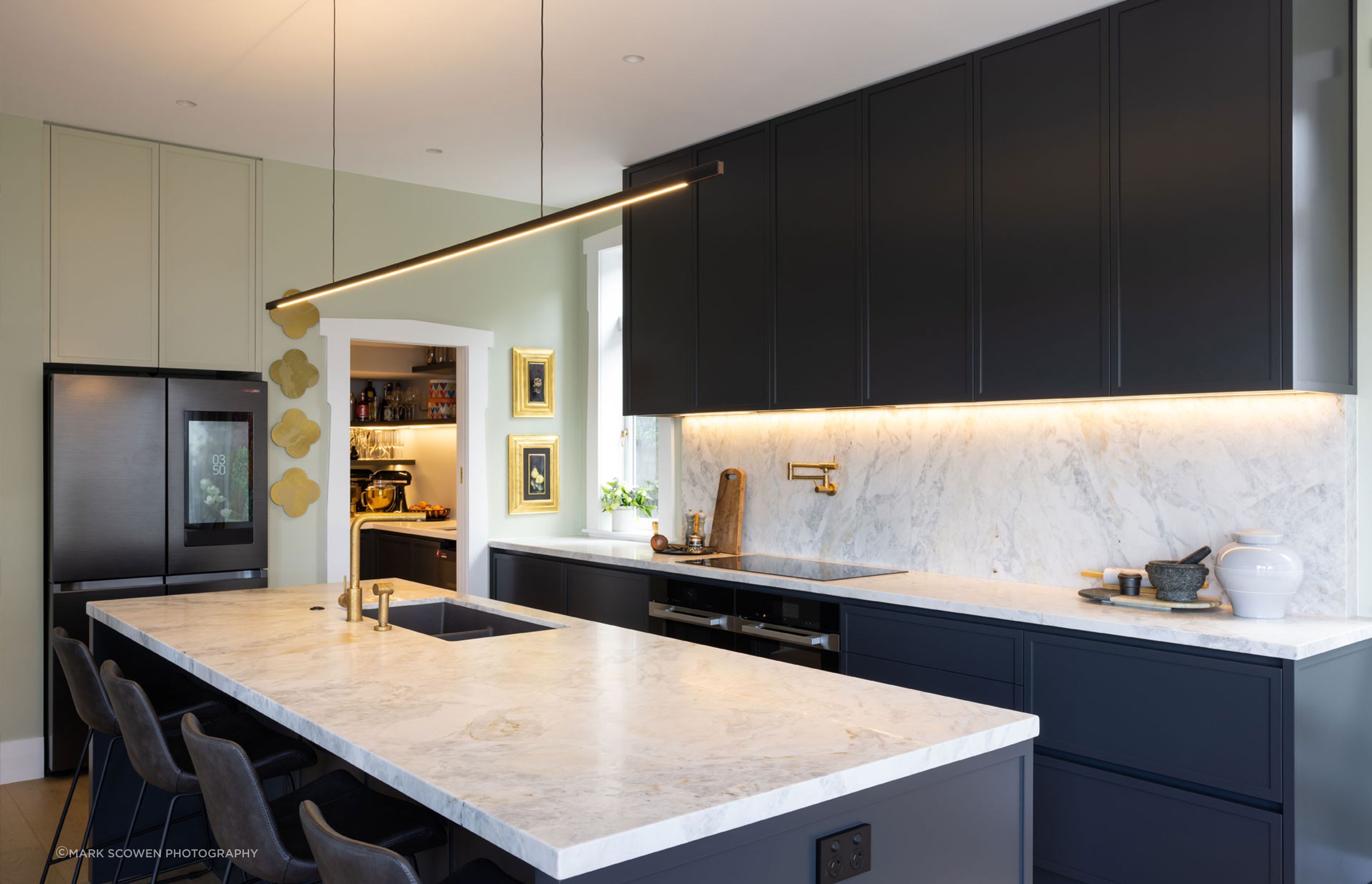 NeoDesigncustomkitchenrenovationdesignerAucklandshakerdark-greymarble3.jpg