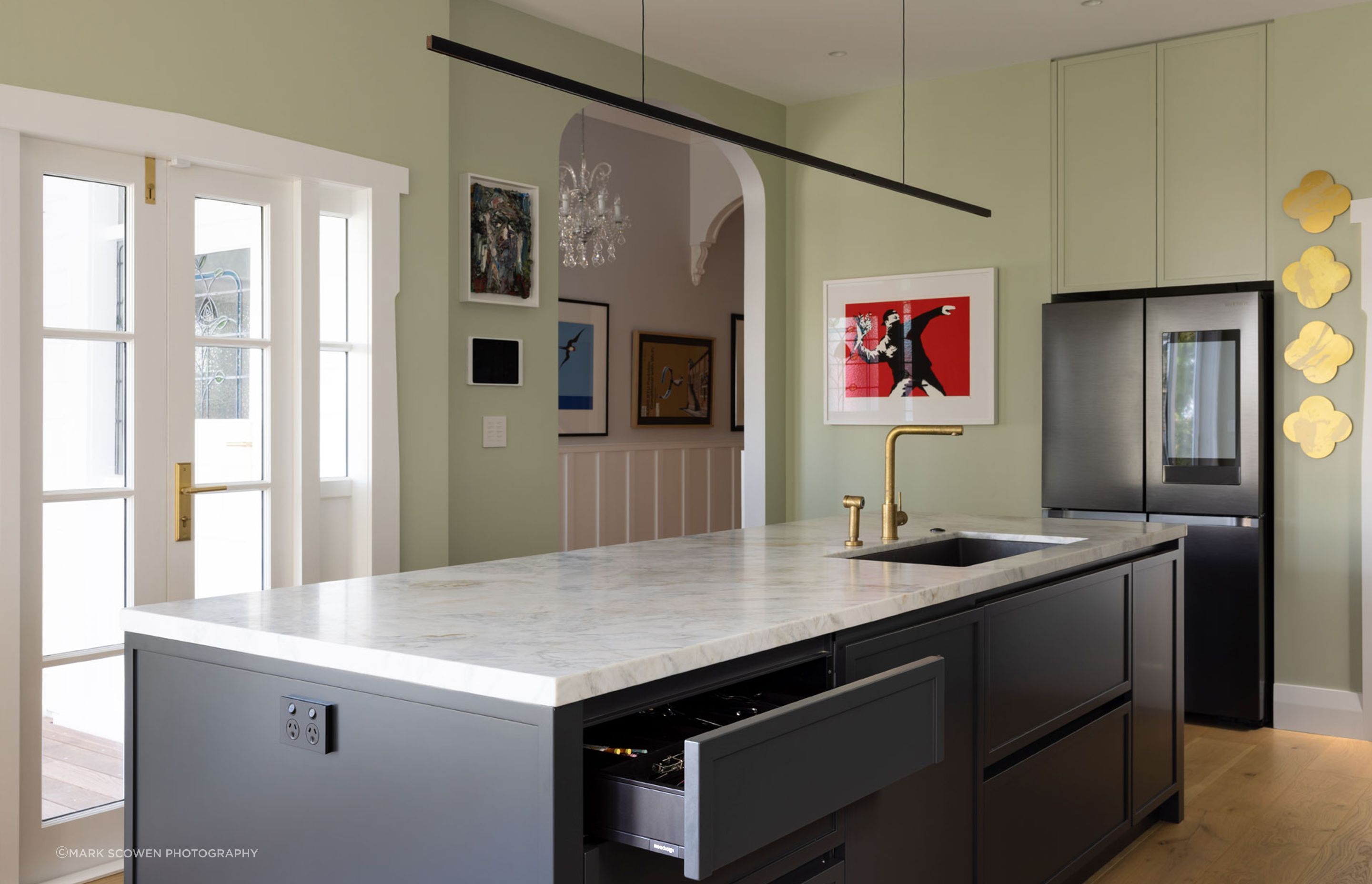 NeoDesigncustomkitchenrenovationdesignerAucklandshakerdark-greymarble8.jpg