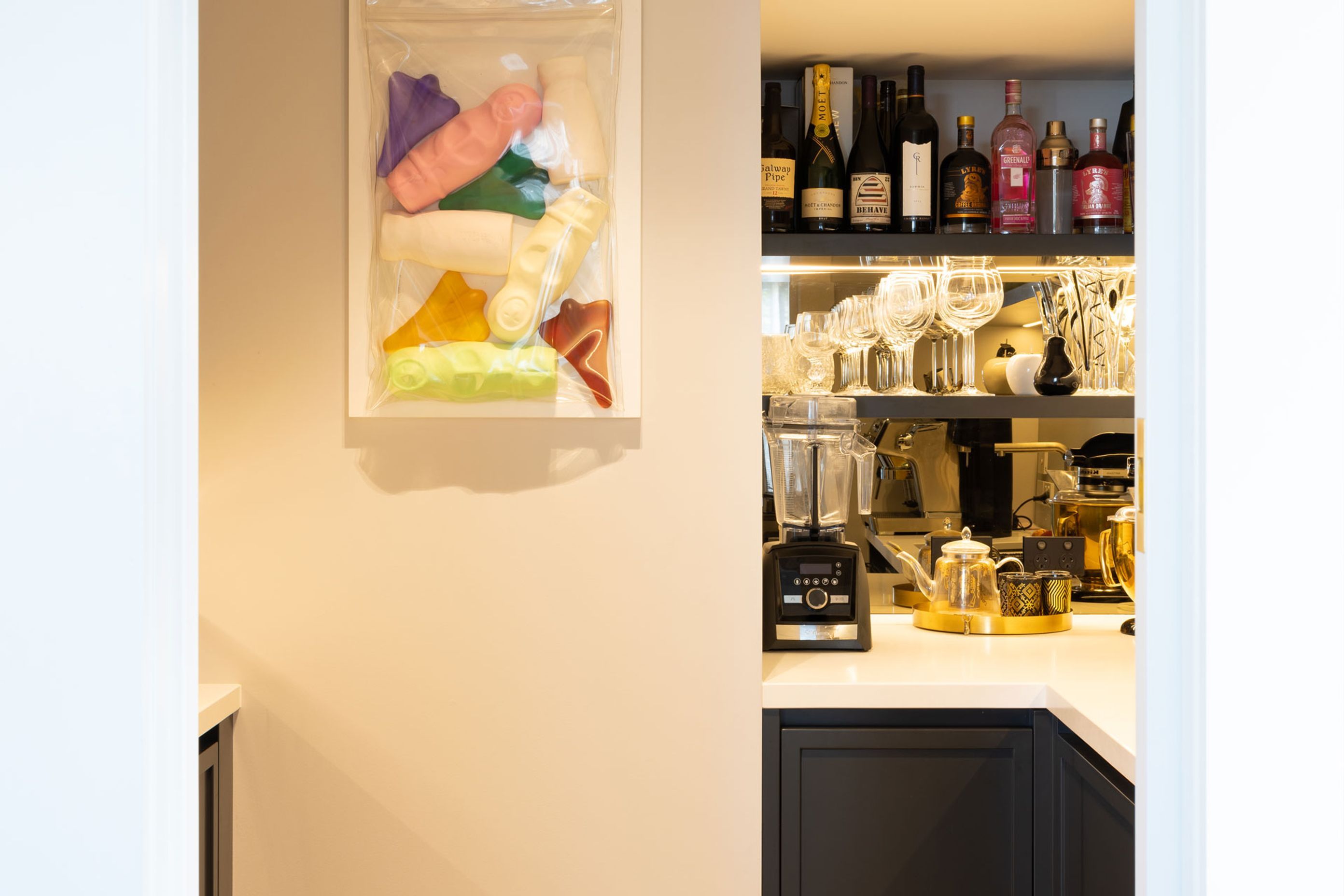 NeoDesigncustomkitchenrenovationdesignerAucklandshakerdark-greymarble9.jpg