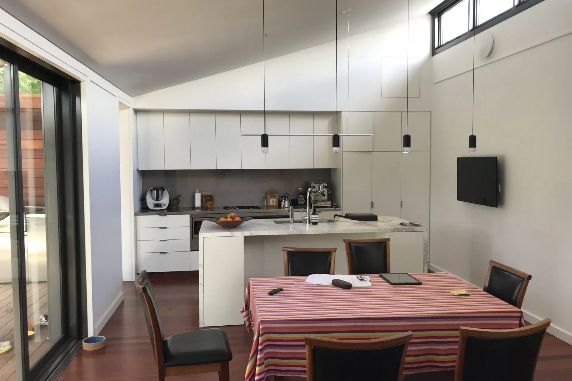 LEICHHARDT, Stanley St
