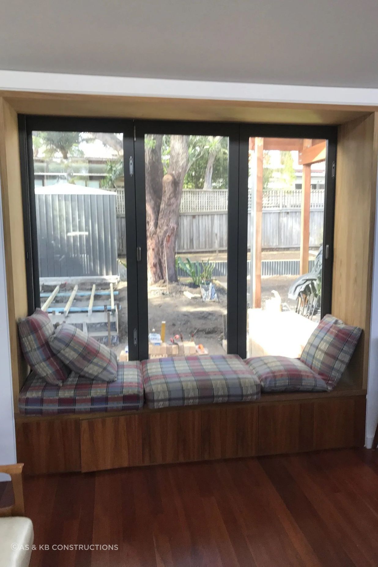 LEICHHARDT, Stanley St