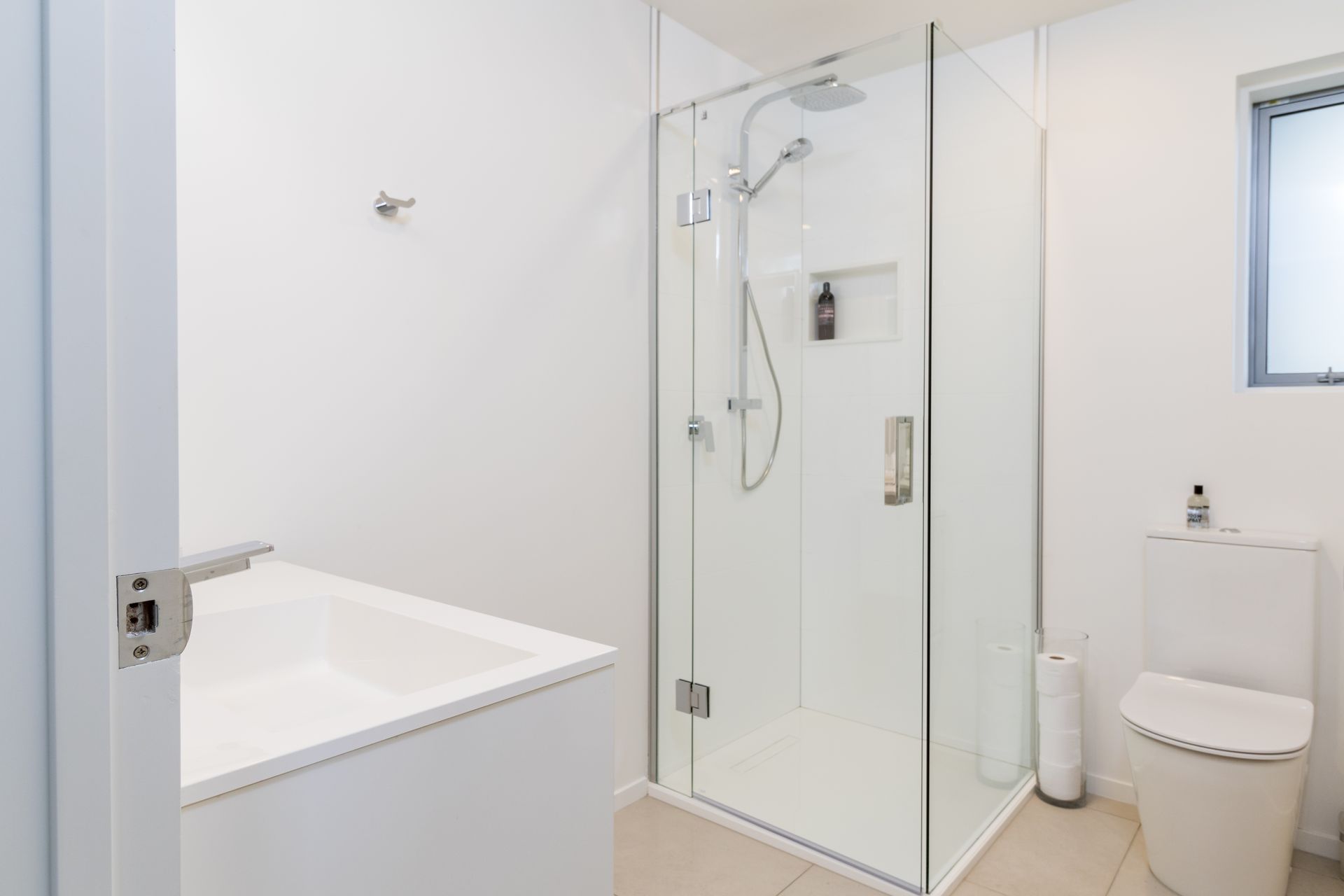 No-2-bathroom.jpg
