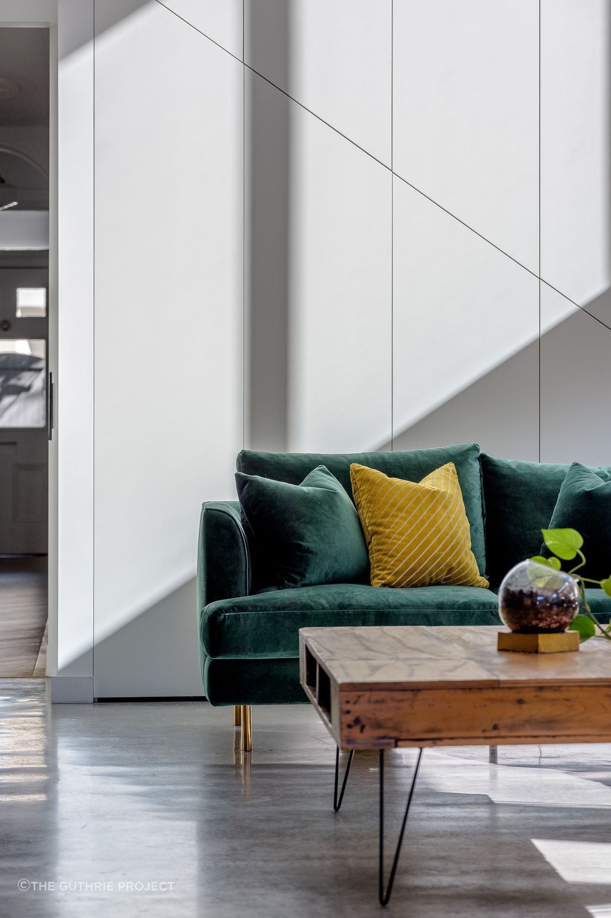 Zyan House