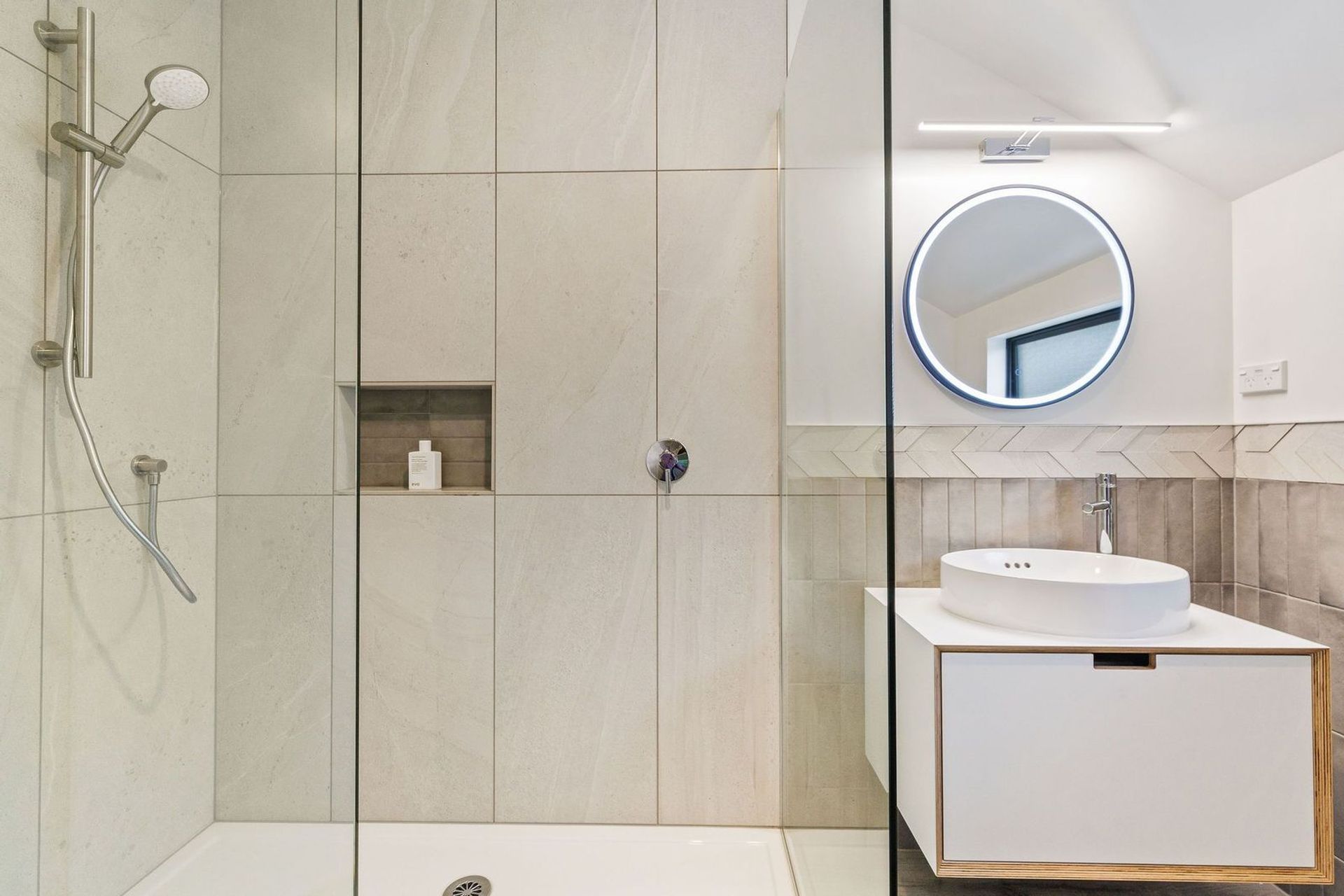 Unique Tiling Takes Centre Stage in This Wellington Bathroom