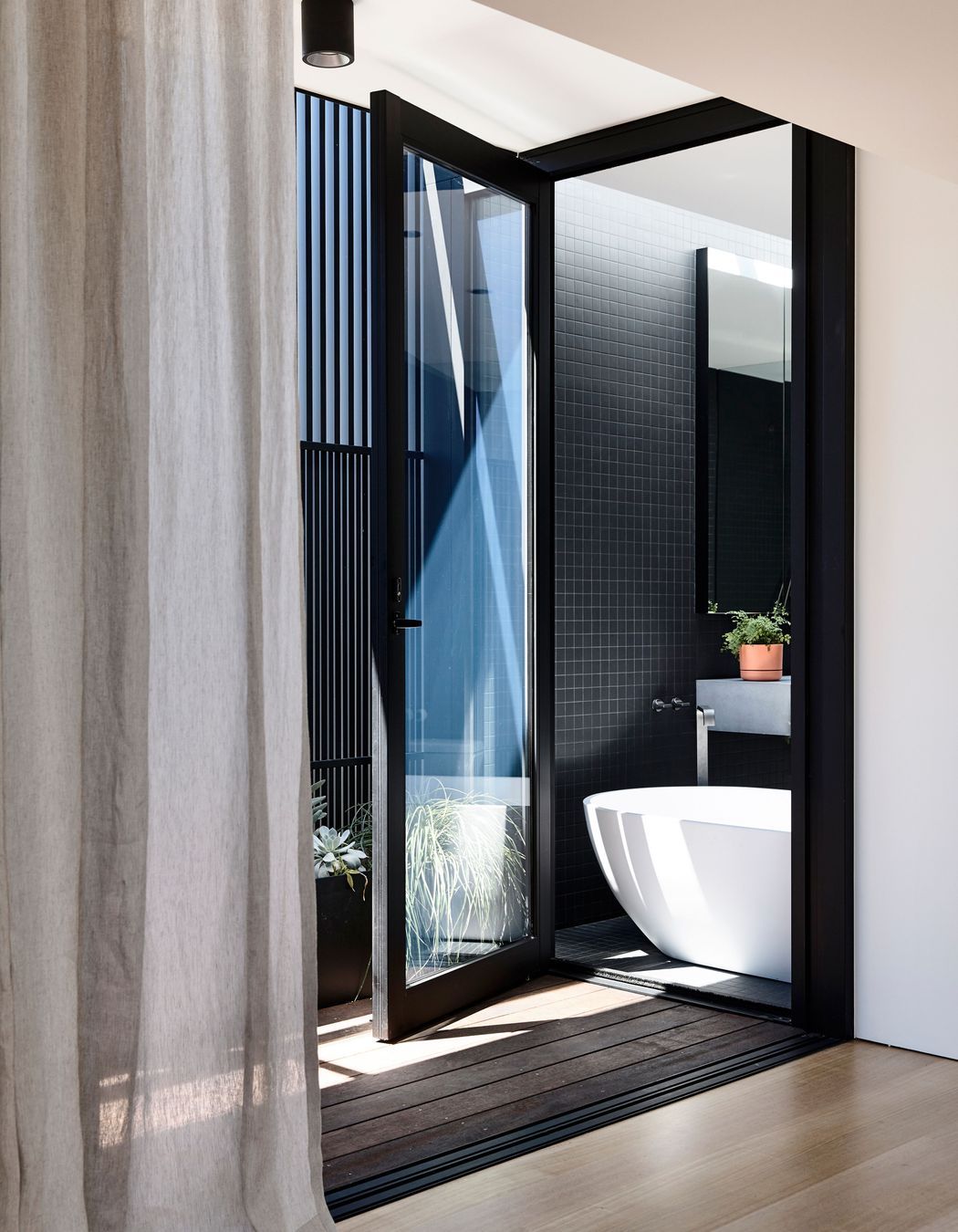 Photography: Derek Swalwell