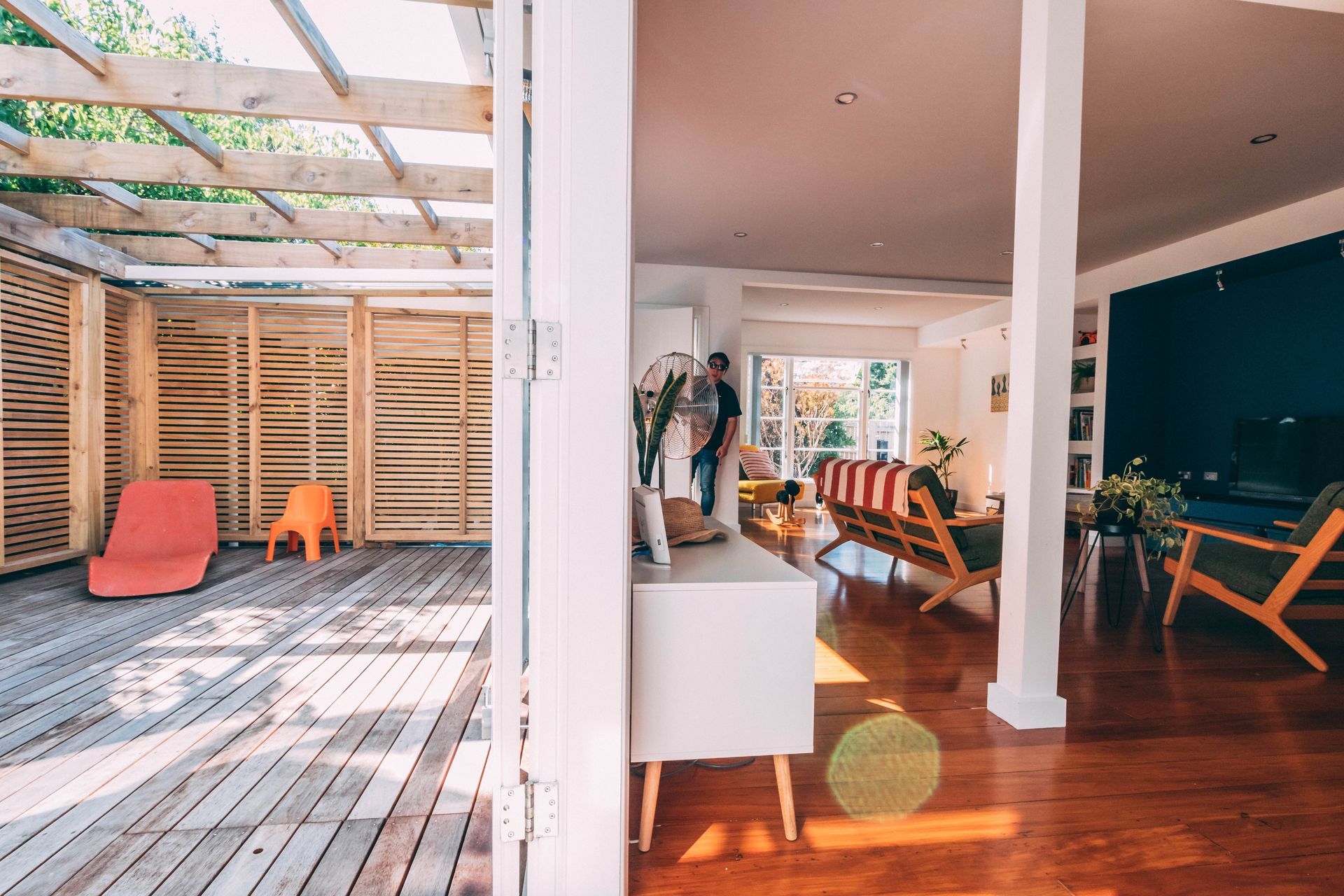 Hautana Square, Woburn