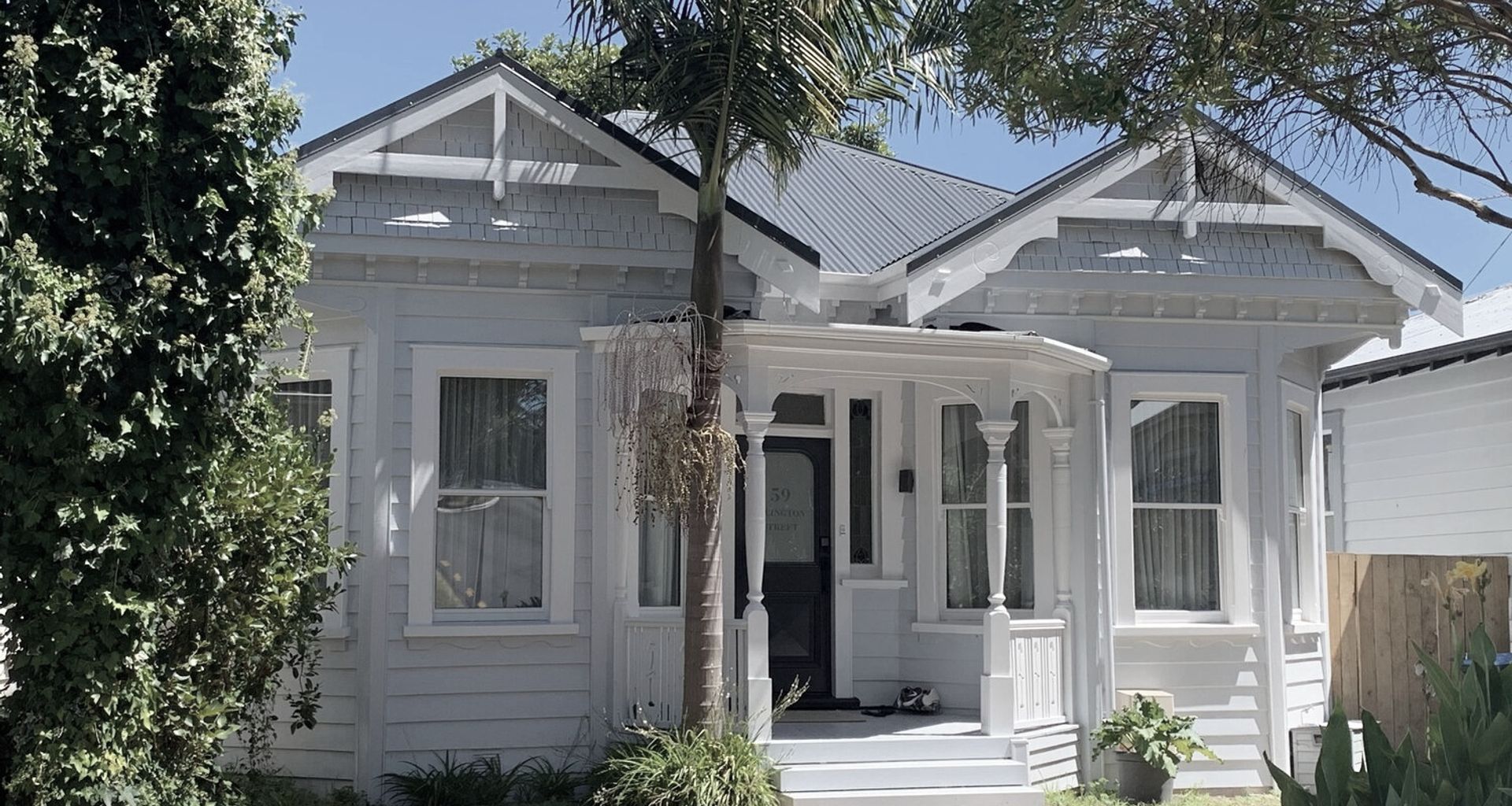 Islington Ave, Ponsonby banner