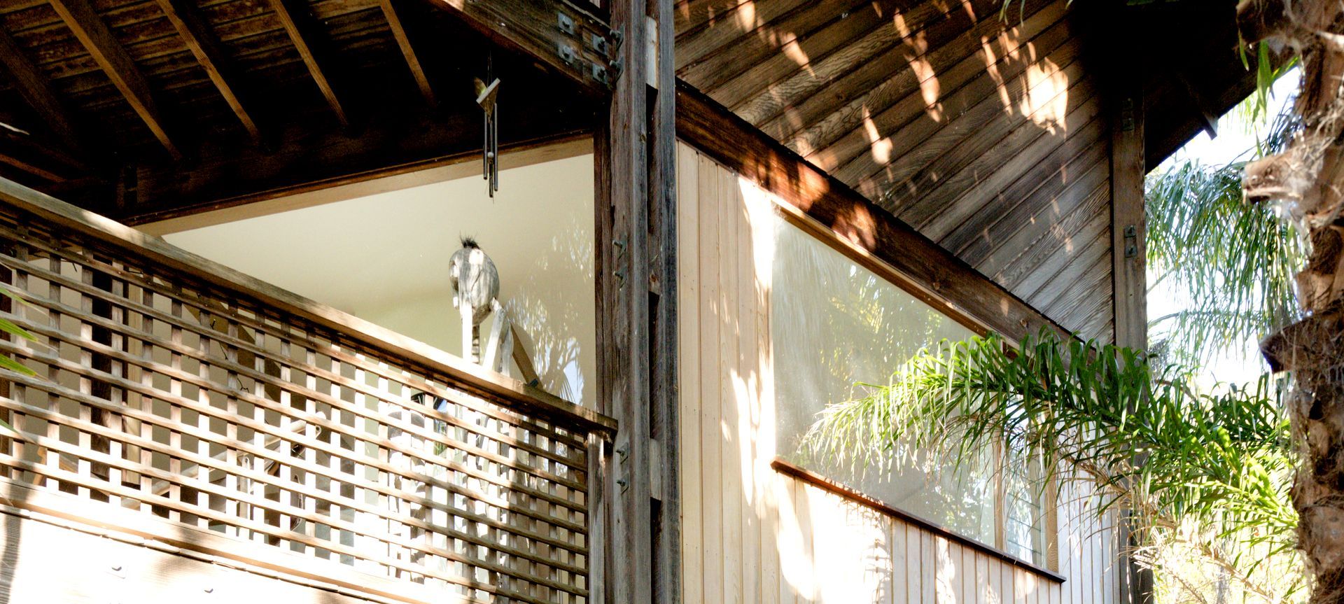 Secluded Beach House banner