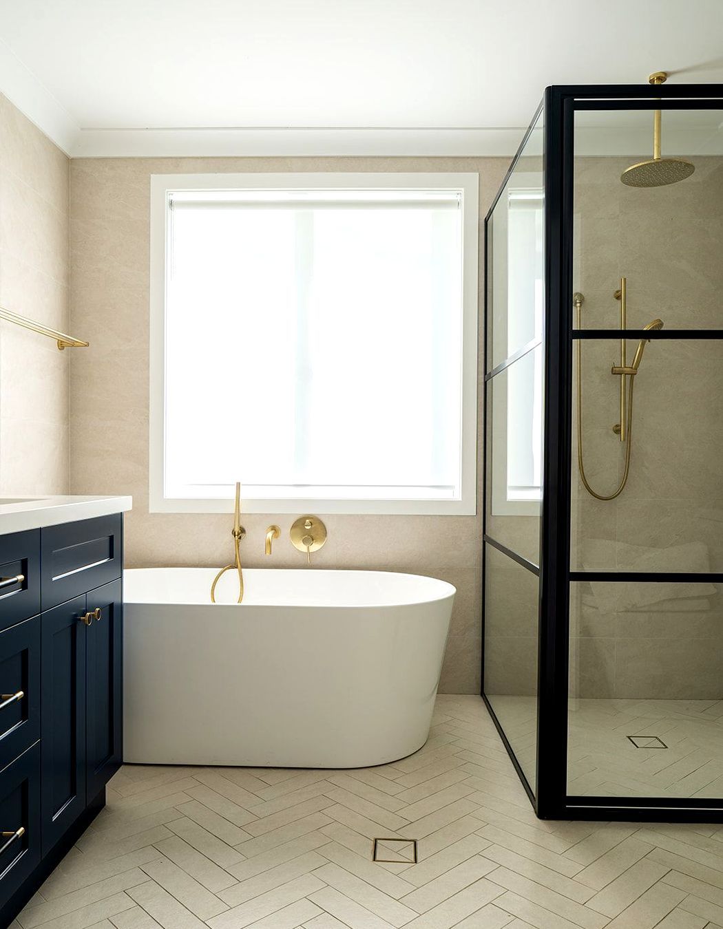 North Shore Entertainer