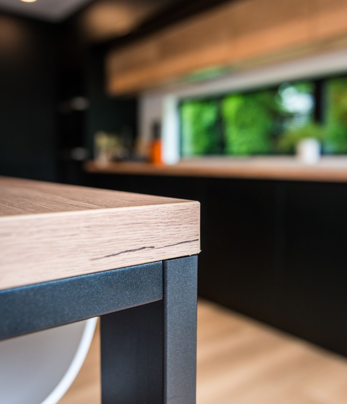 Black Touch | Sierra Oak Renovation Transformation