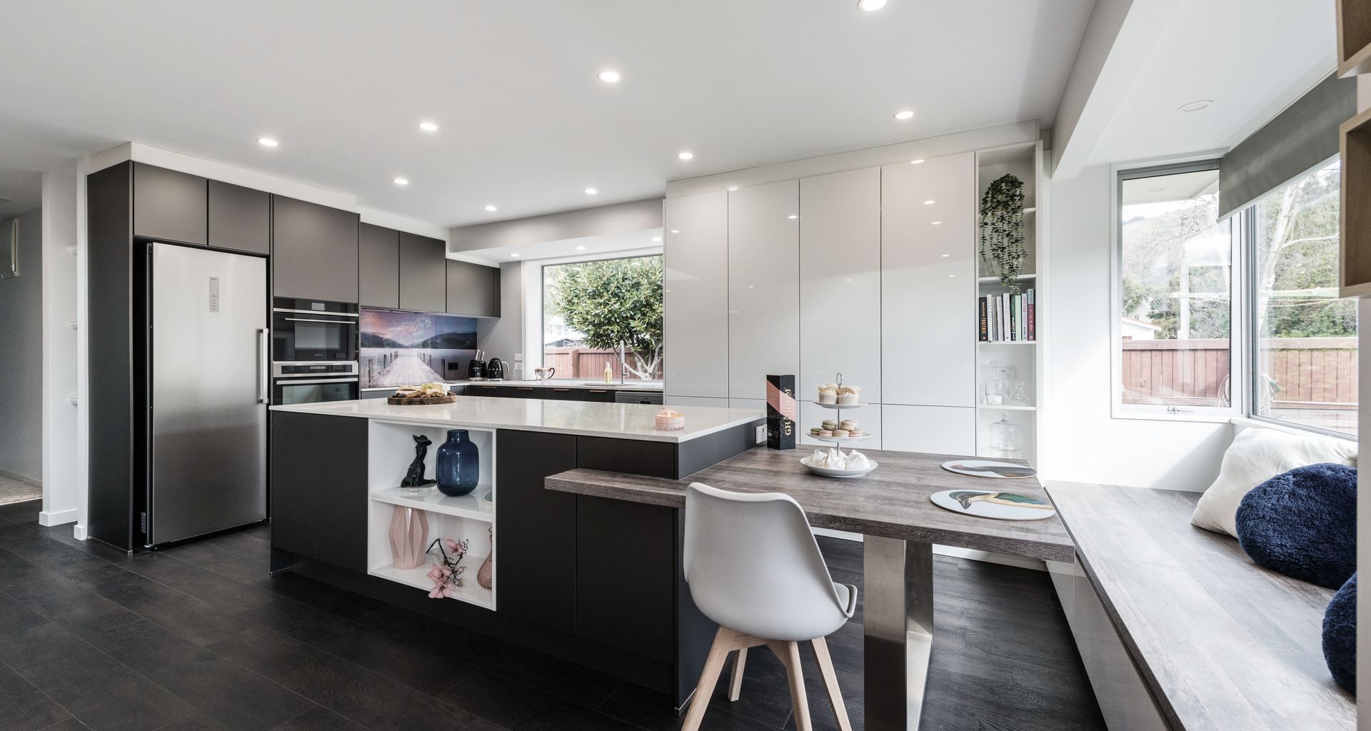 Warm and Modern Family Kitchen banner