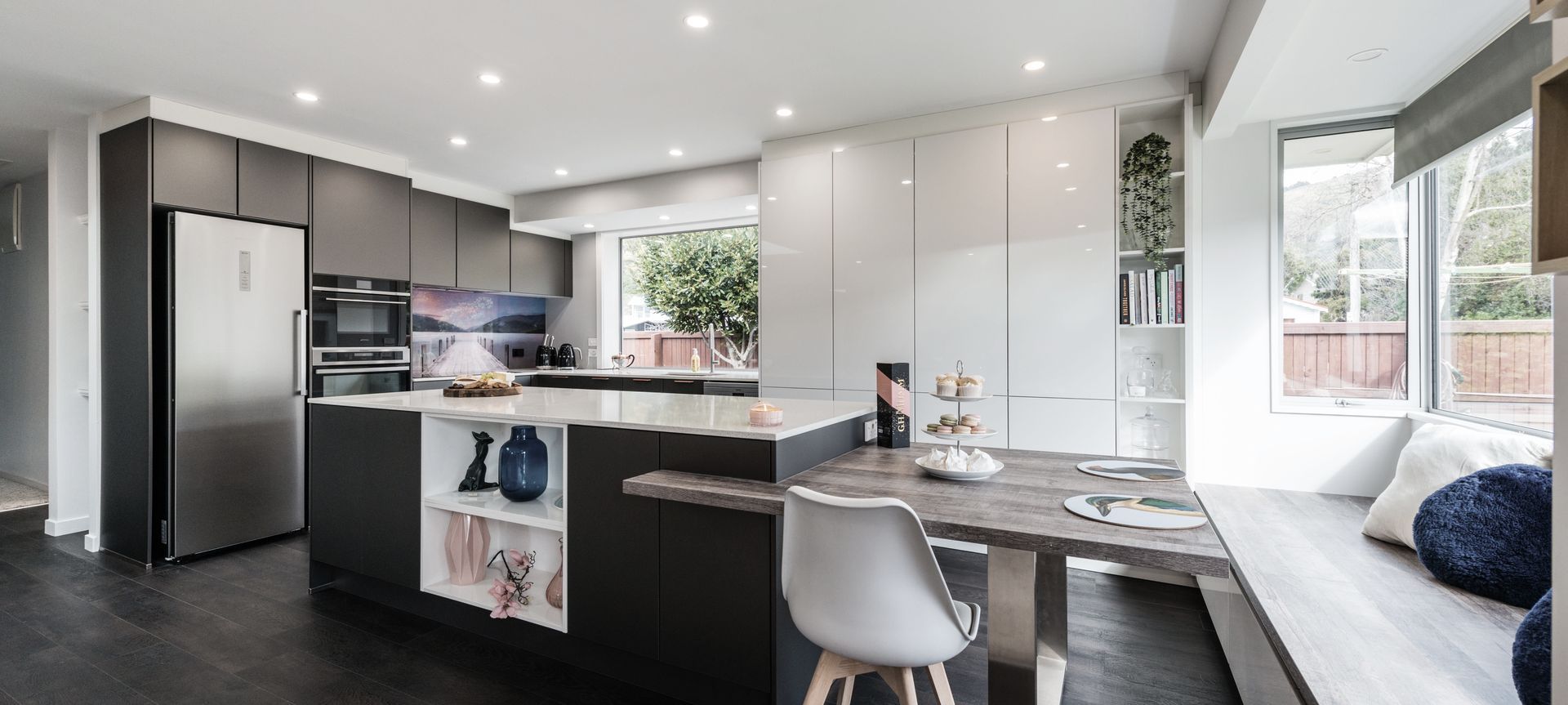 Warm and Modern Family Kitchen banner