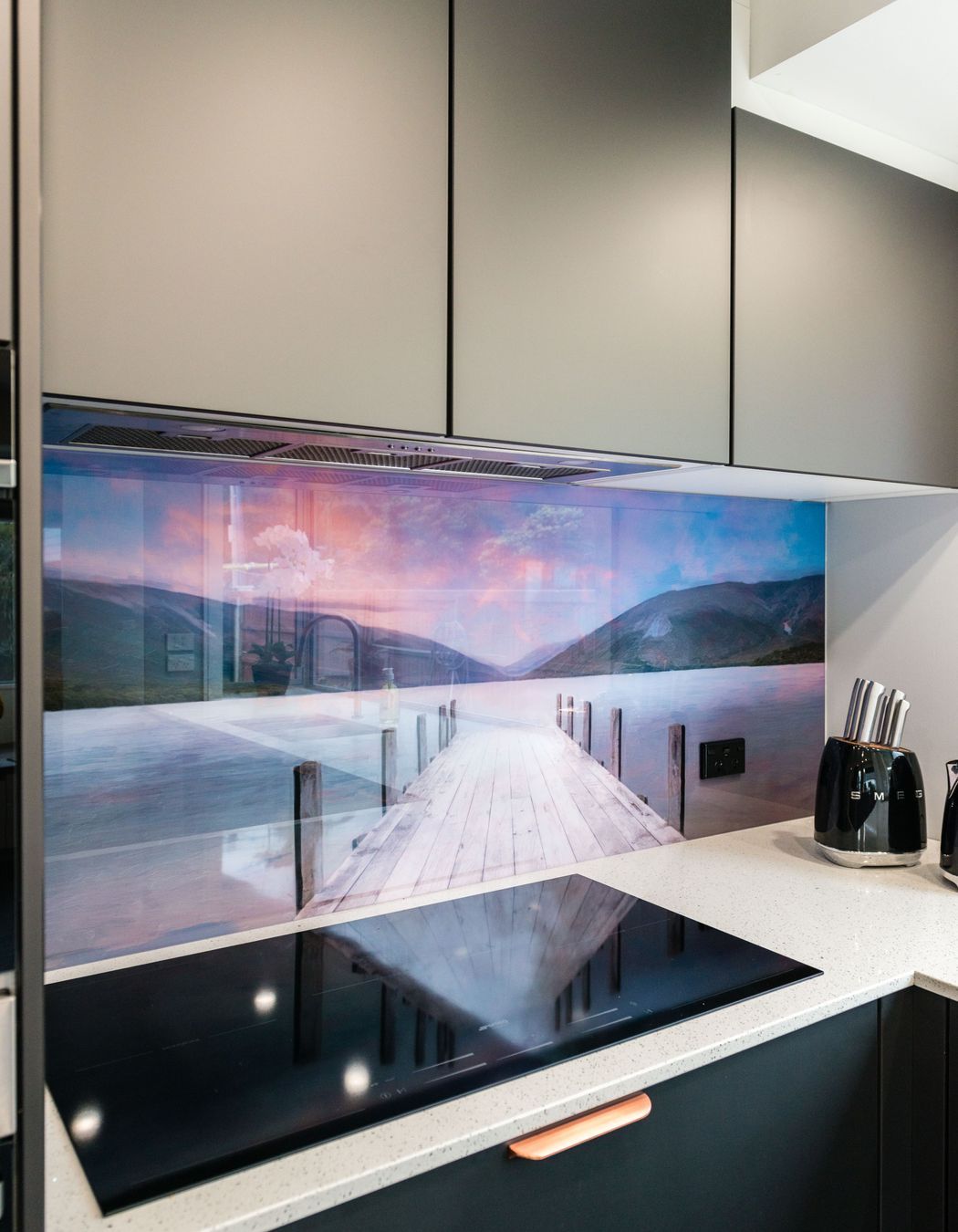 Warm and Modern Family Kitchen