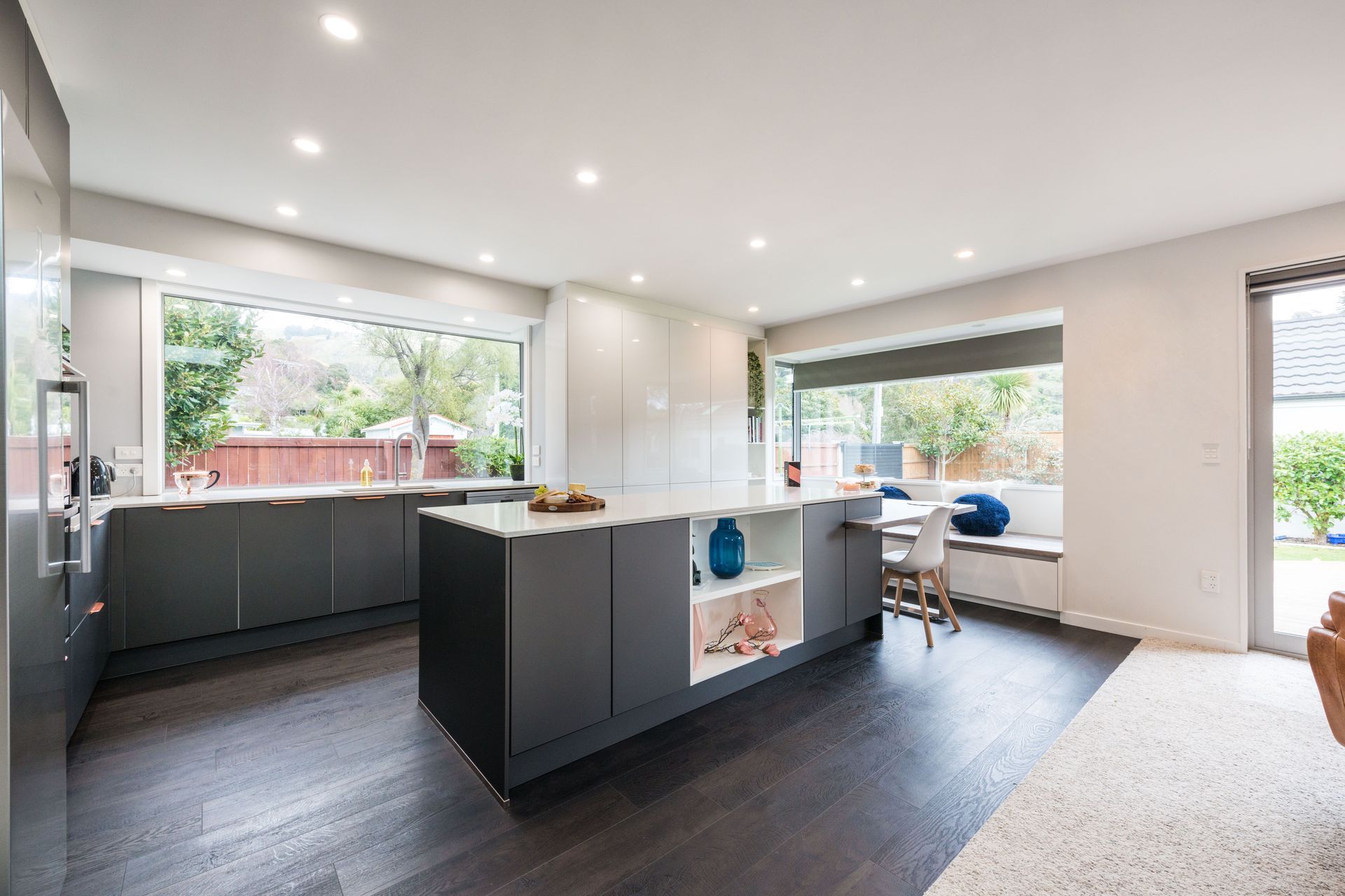 Warm and Modern Family Kitchen