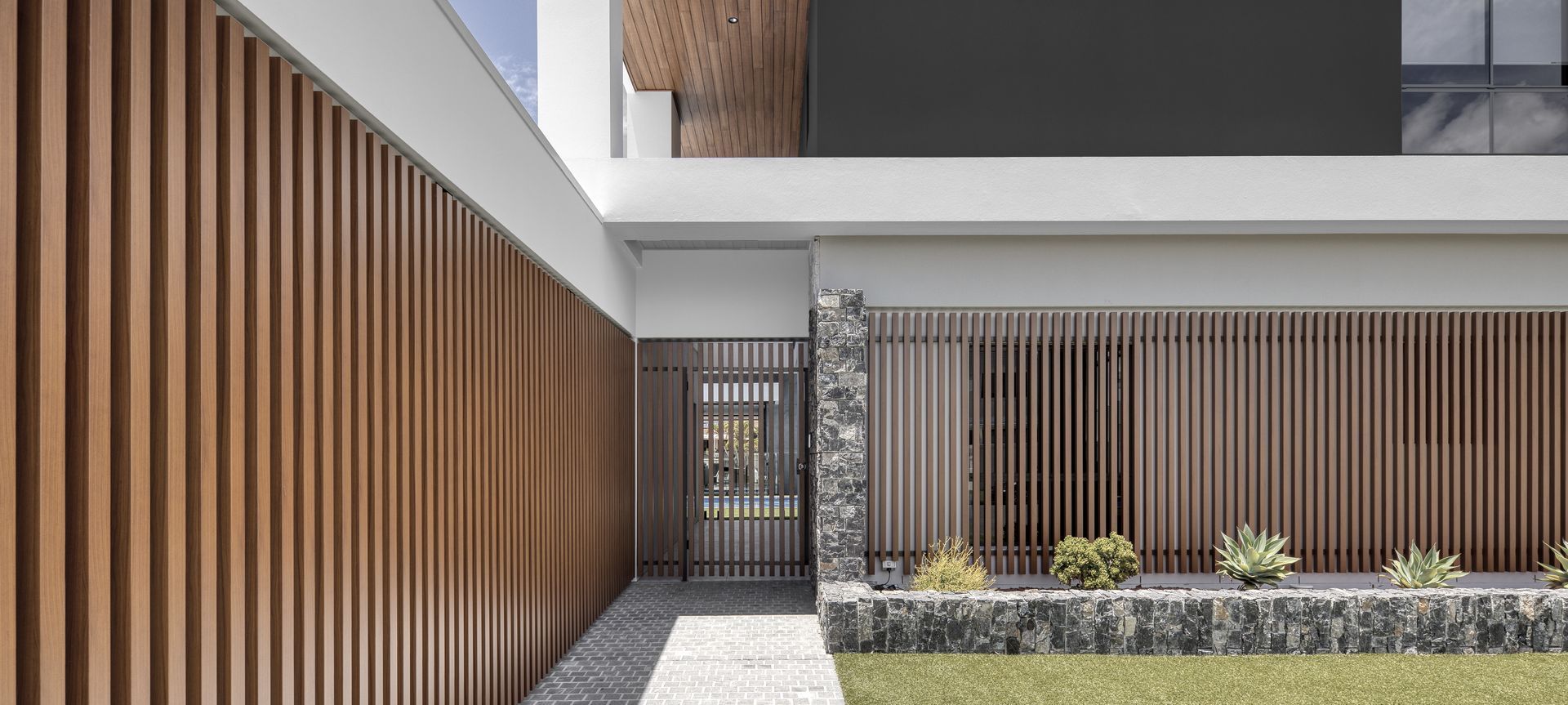 Paradise Waters Residence banner