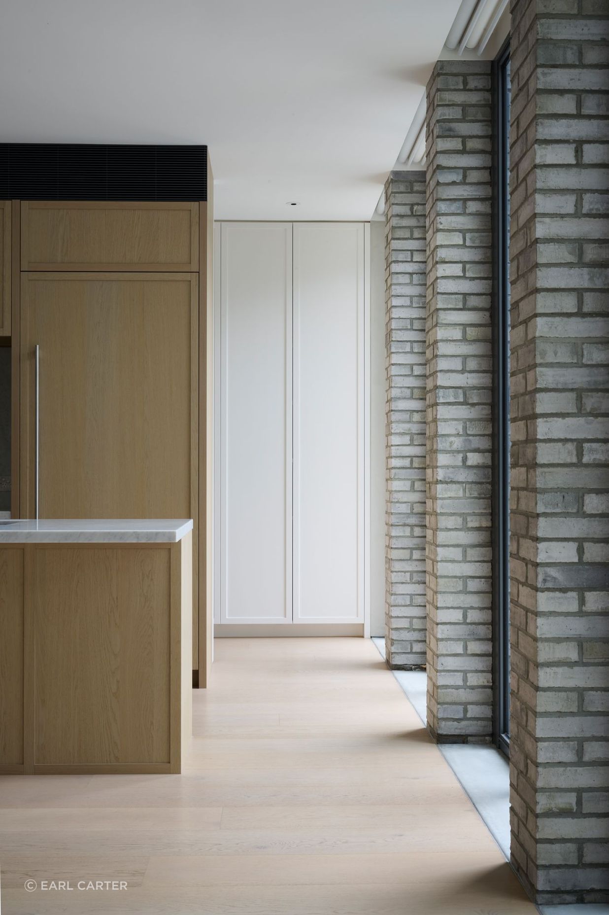 Petersen-D91-bricks-Murrumbeena-House-Kitchen.jpg