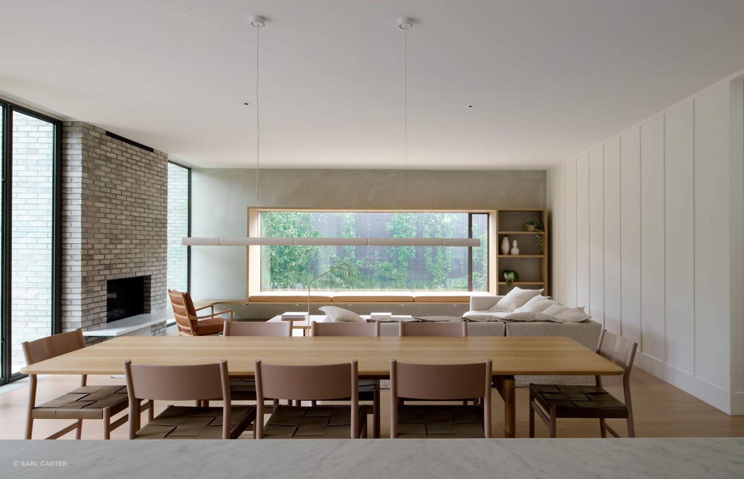 Petersen-D91-bricks-Murumbeena-House-Living.jpg