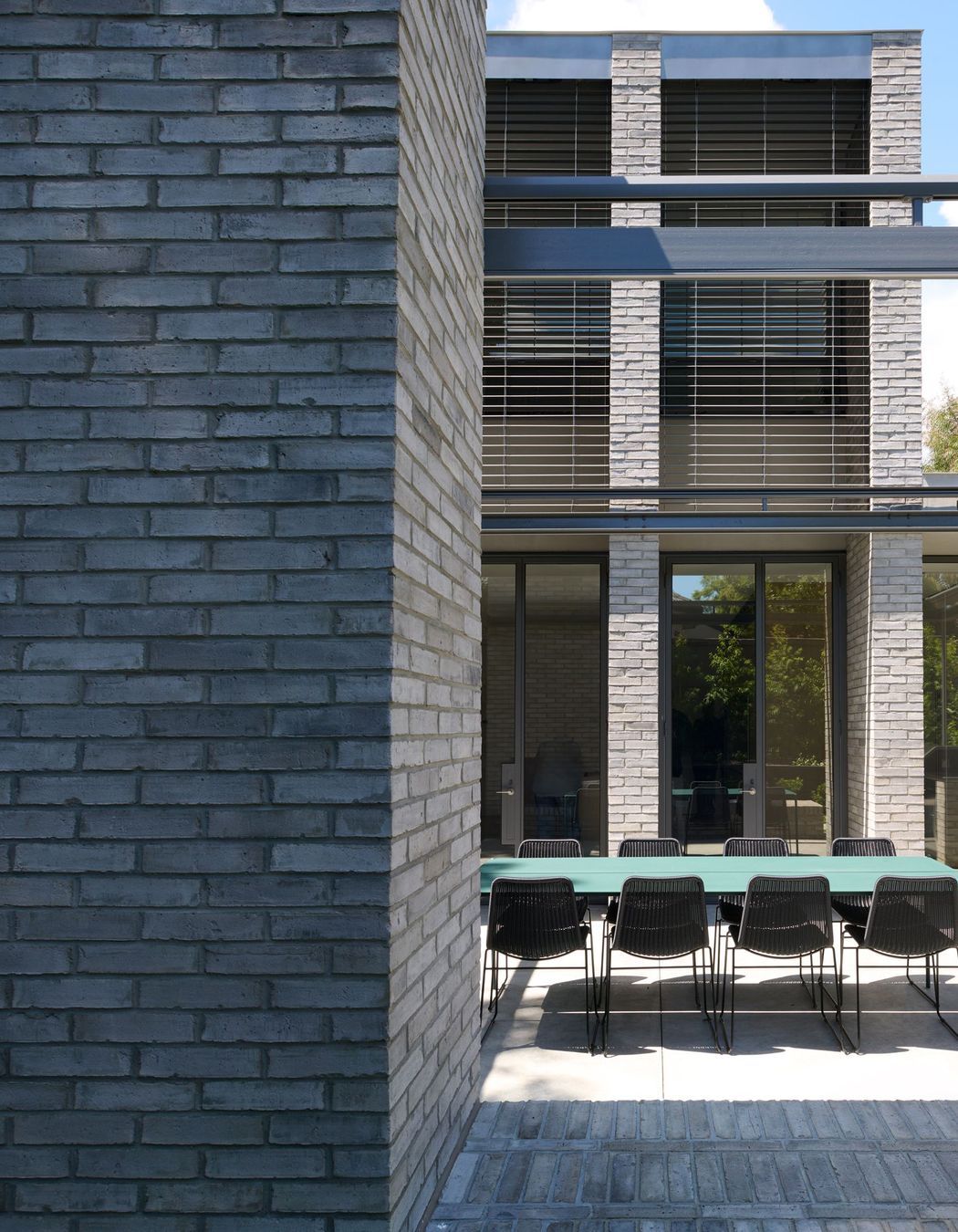 Petersen-D91-bricks-Murumbeena-house-closeup-v2.jpg