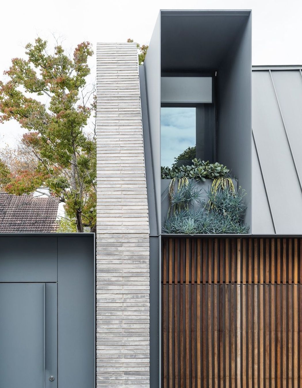 Petersen-K91-bricks-Woollahra-Village-House-rear-laneway-detailing.jpeg