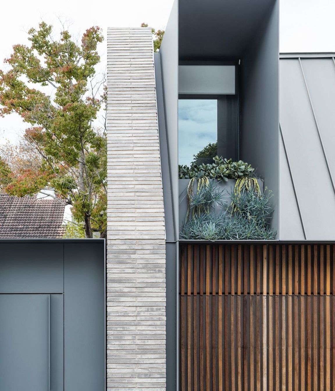 Petersen-K91-bricks-Woollahra-Village-House-rear-laneway-detailing.jpeg