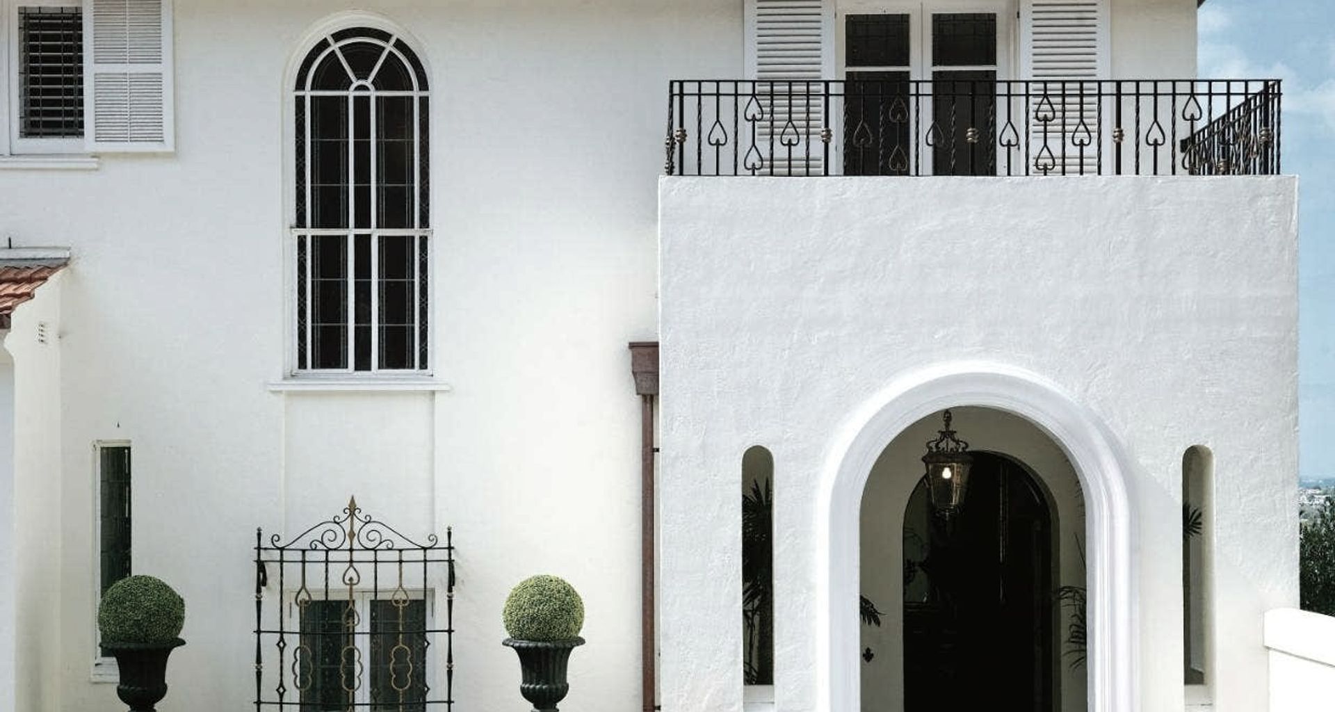 Spanish Mission, Remuera banner