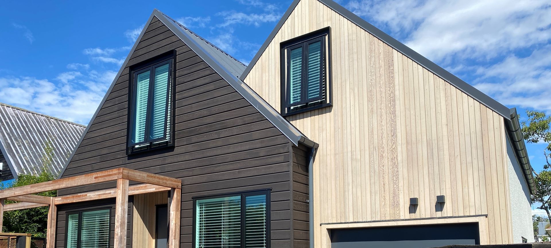Modern Healthy Home with Gold Award winning Architectural Flare banner