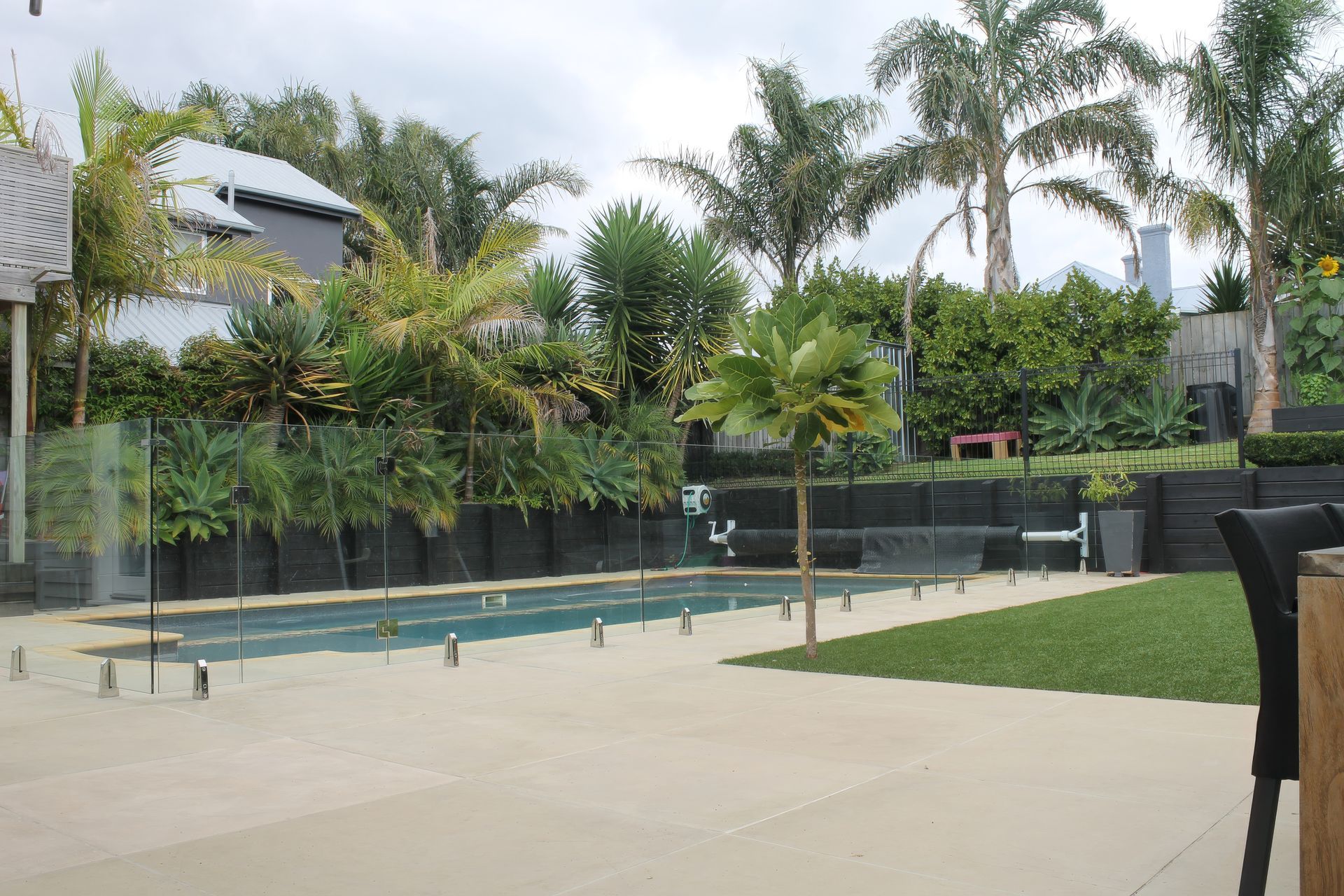 Pool-Balustrade-022-upscaled-by-Replicate.jpg