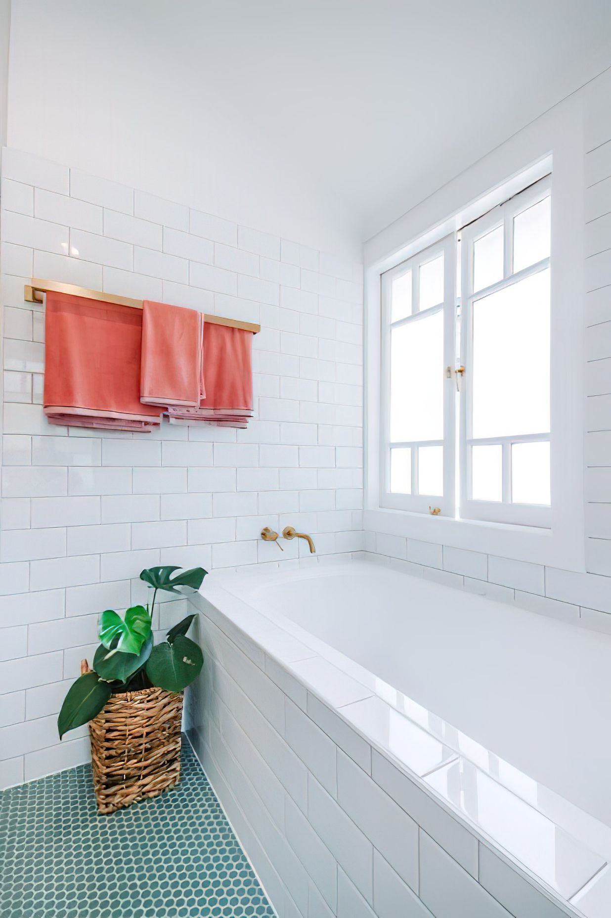 Project Bardon Main Bathroom