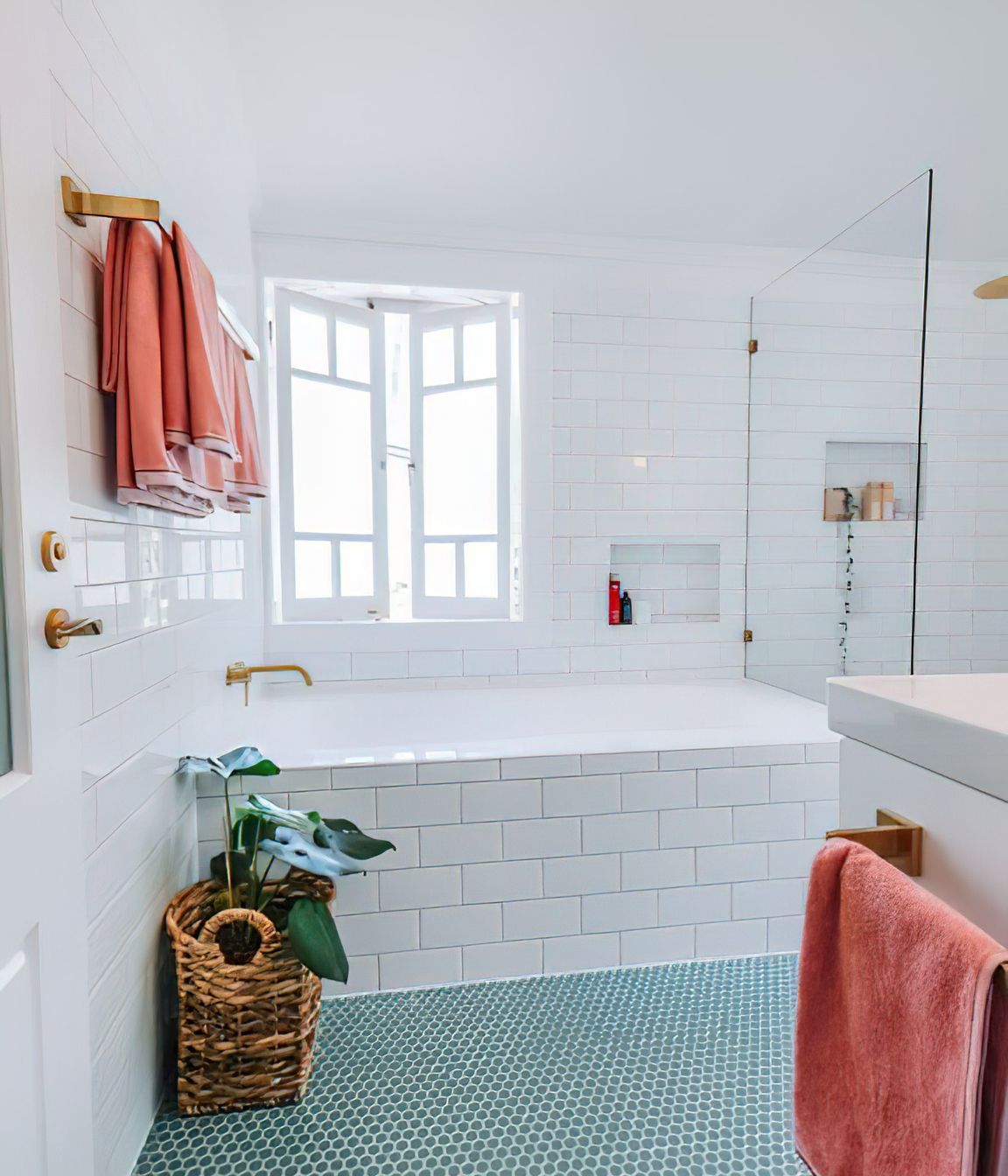 Project Bardon Main Bathroom