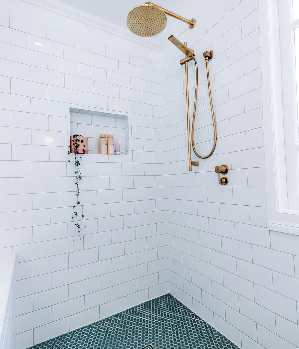 Project Bardon Main Bathroom